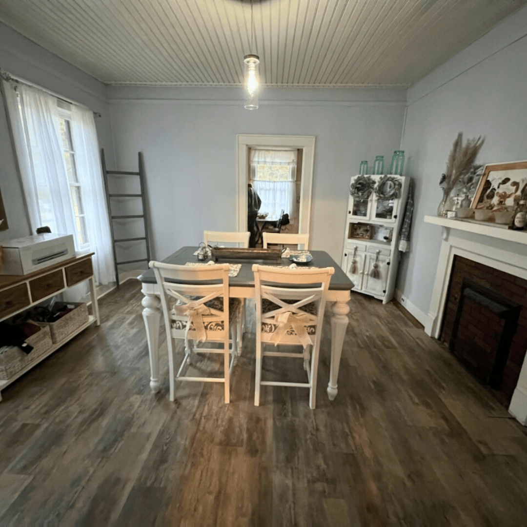 7" x 48" x 6.5mm Thickness Cottonwood Click Lock Luxury Vinyl Plank, 20MIL (19SQ FT/ BOX)