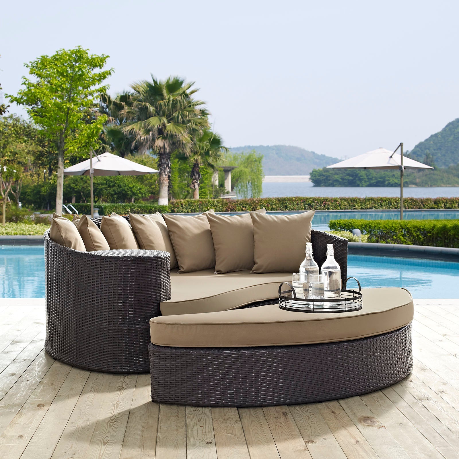 Convene Outdoor Patio Daybed by Modway