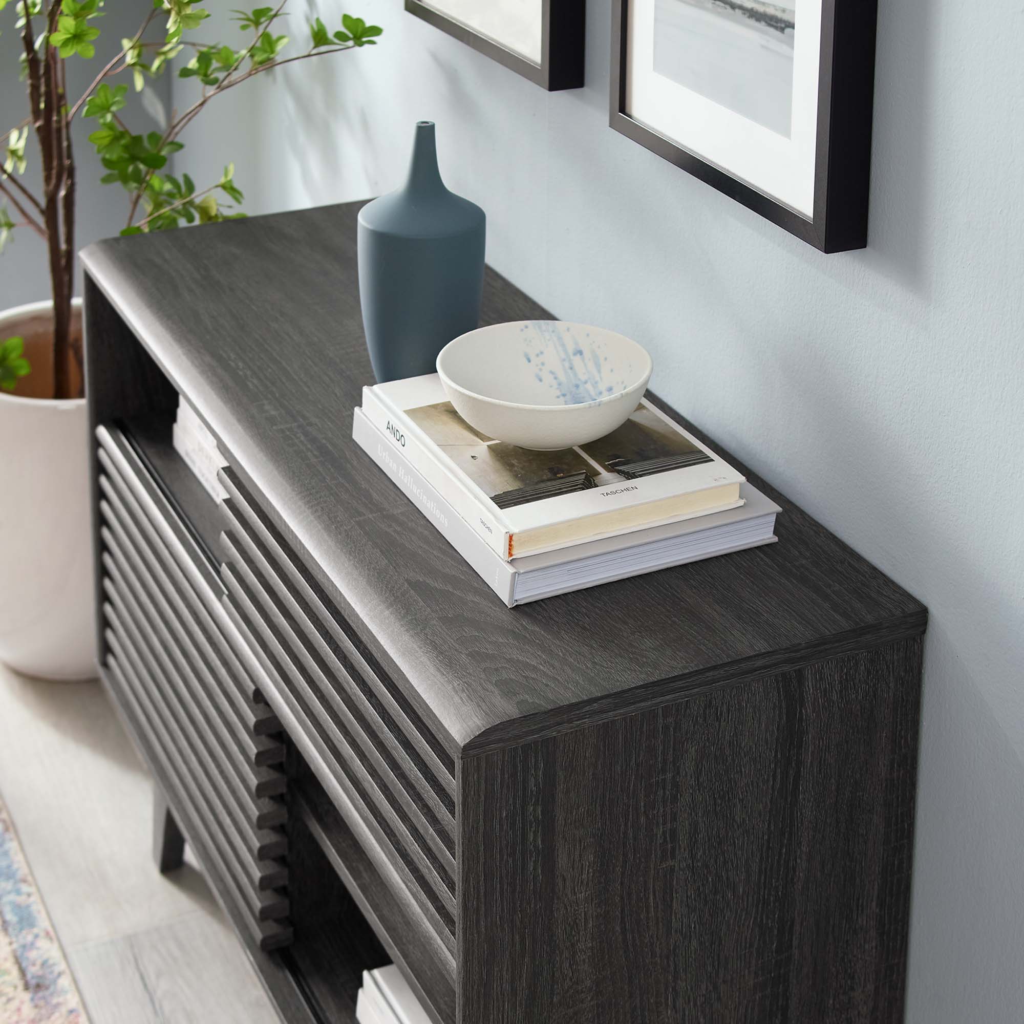 Render Display Stand by Modway