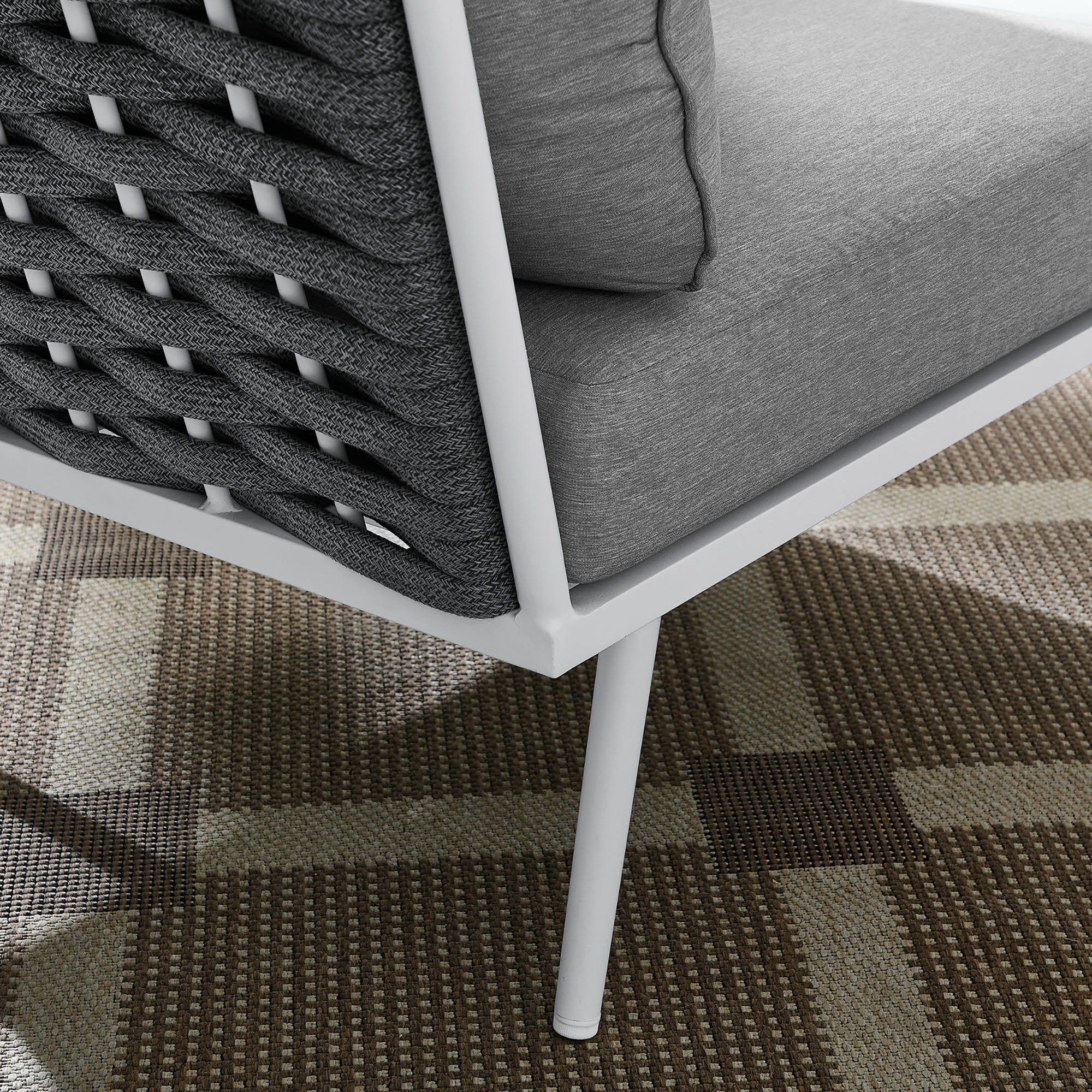 Stance Outdoor Patio Aluminum Corner Chair by Modway