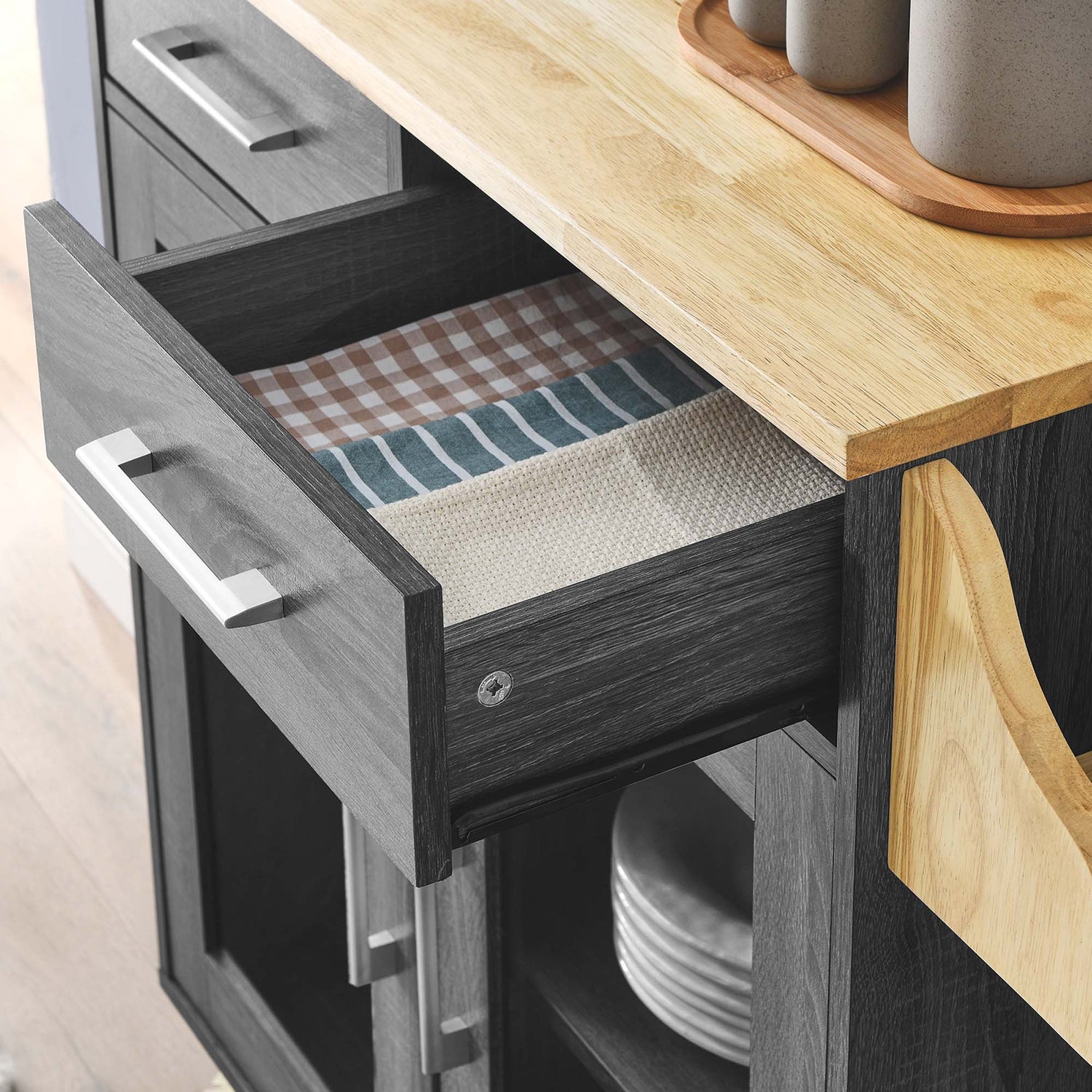 Cuisine Kitchen Cart by Modway