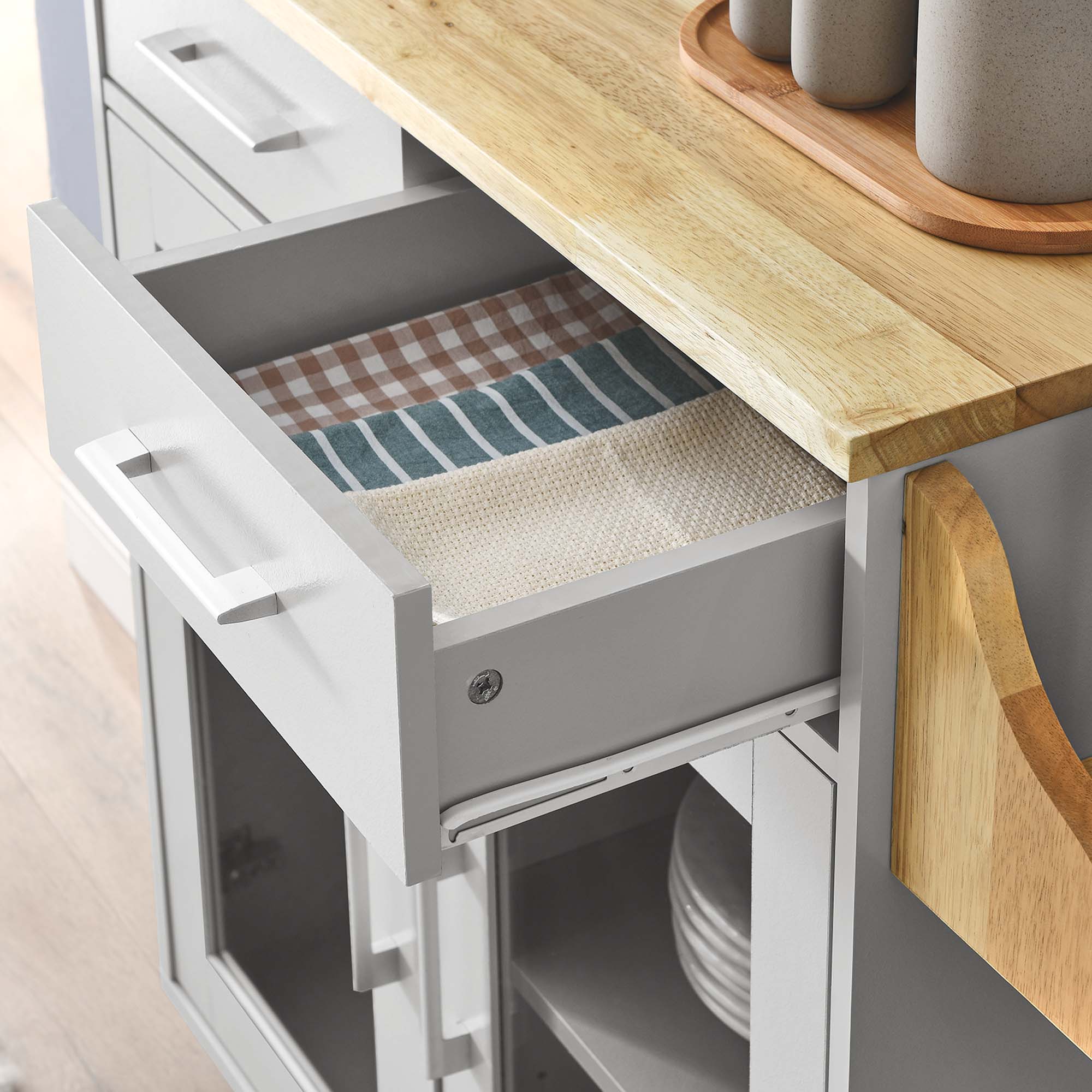Cuisine Kitchen Cart by Modway