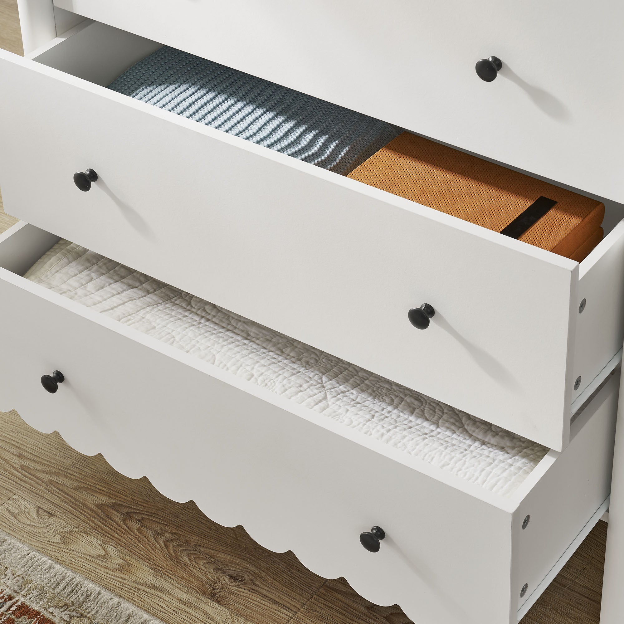 Emmeline Scalloped 5-Drawer Chest by Modway