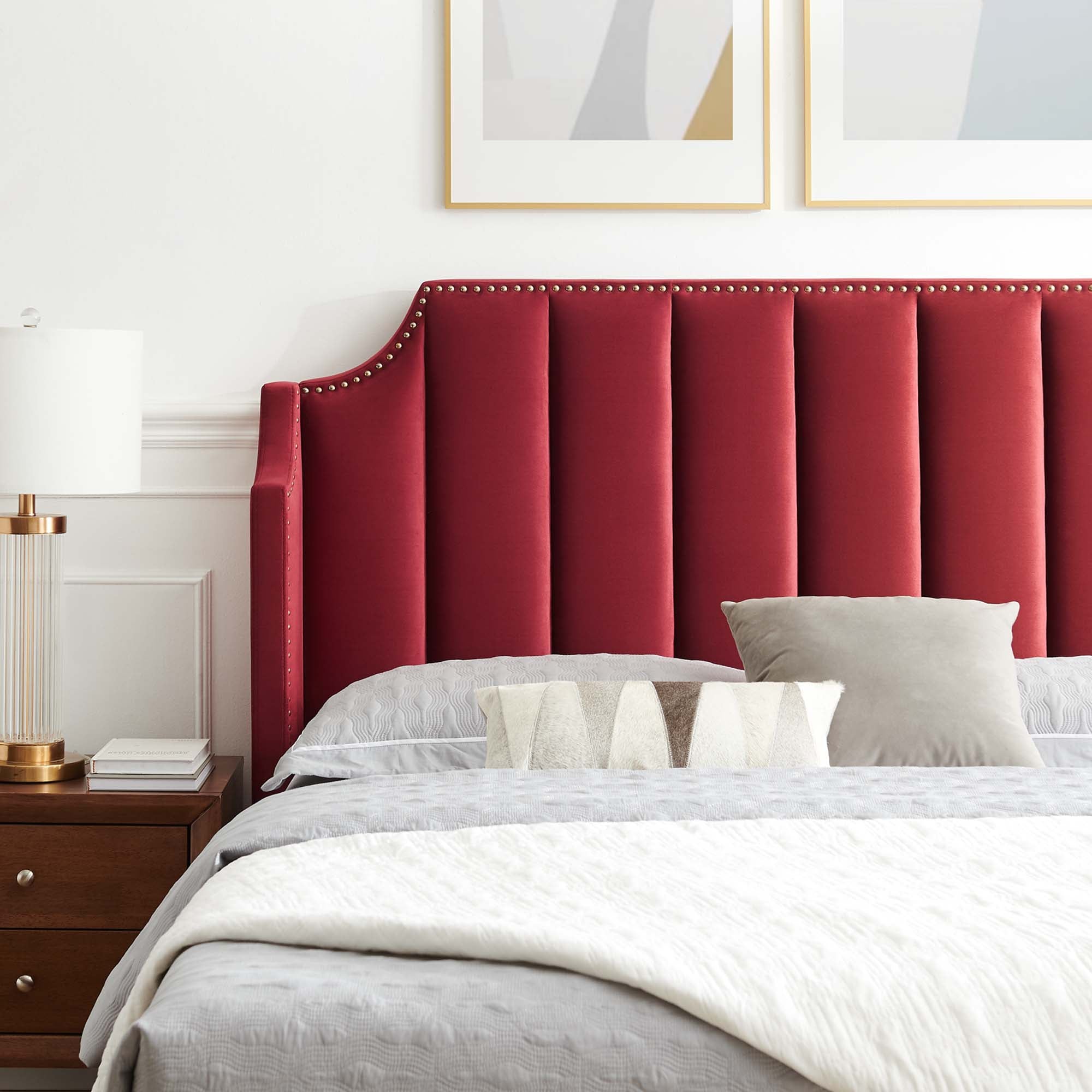 Daniella Performance Velvet Platform Bed by Modway