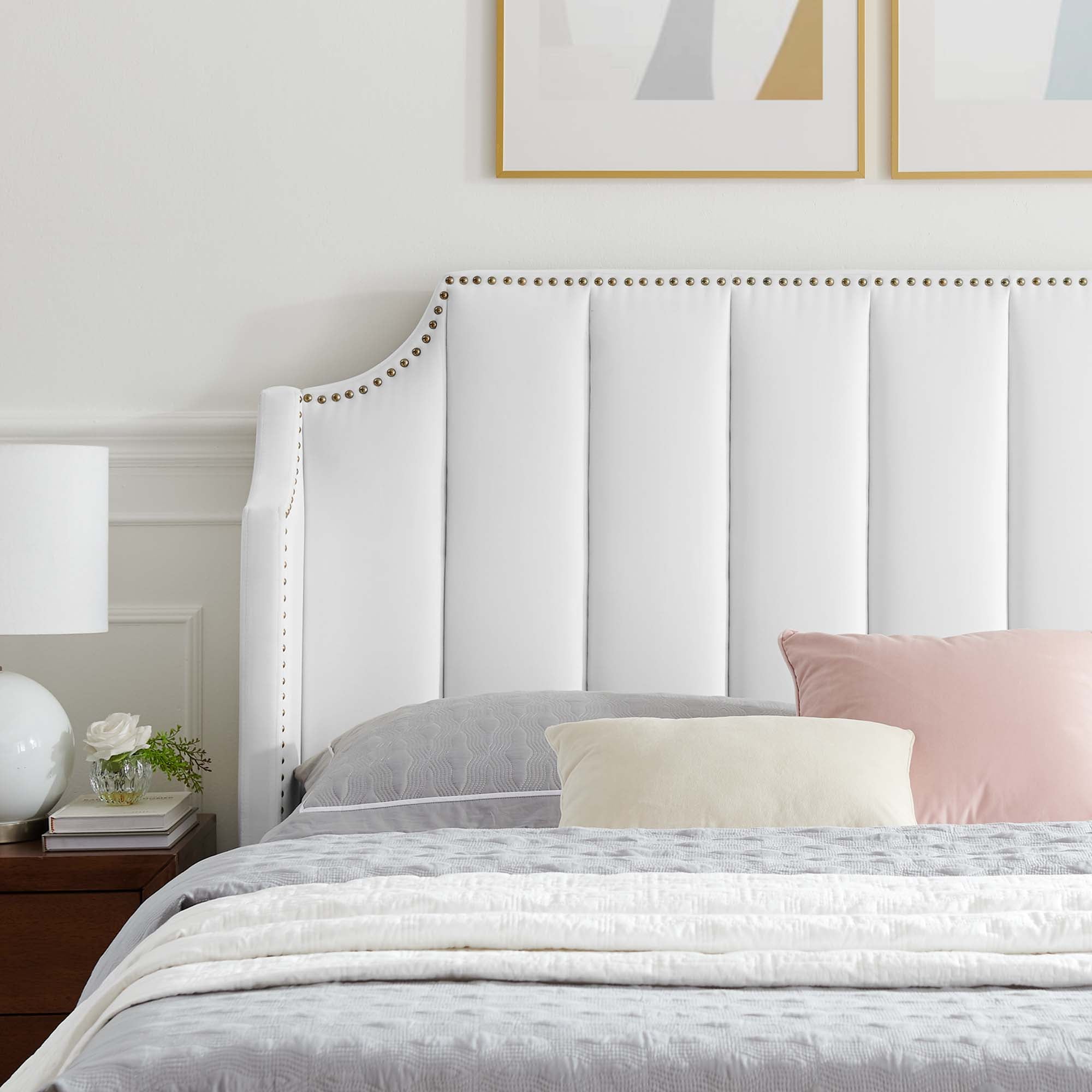 Daniella Performance Velvet Platform Bed by Modway