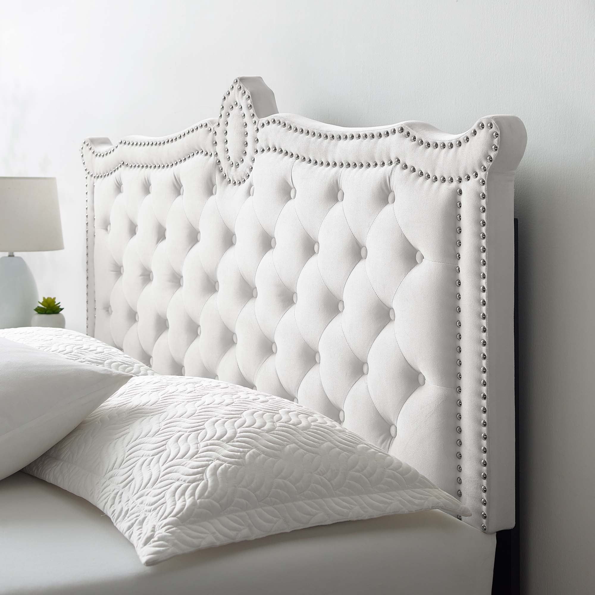 Clara Performance Velvet Queen Platform Bed by Modway