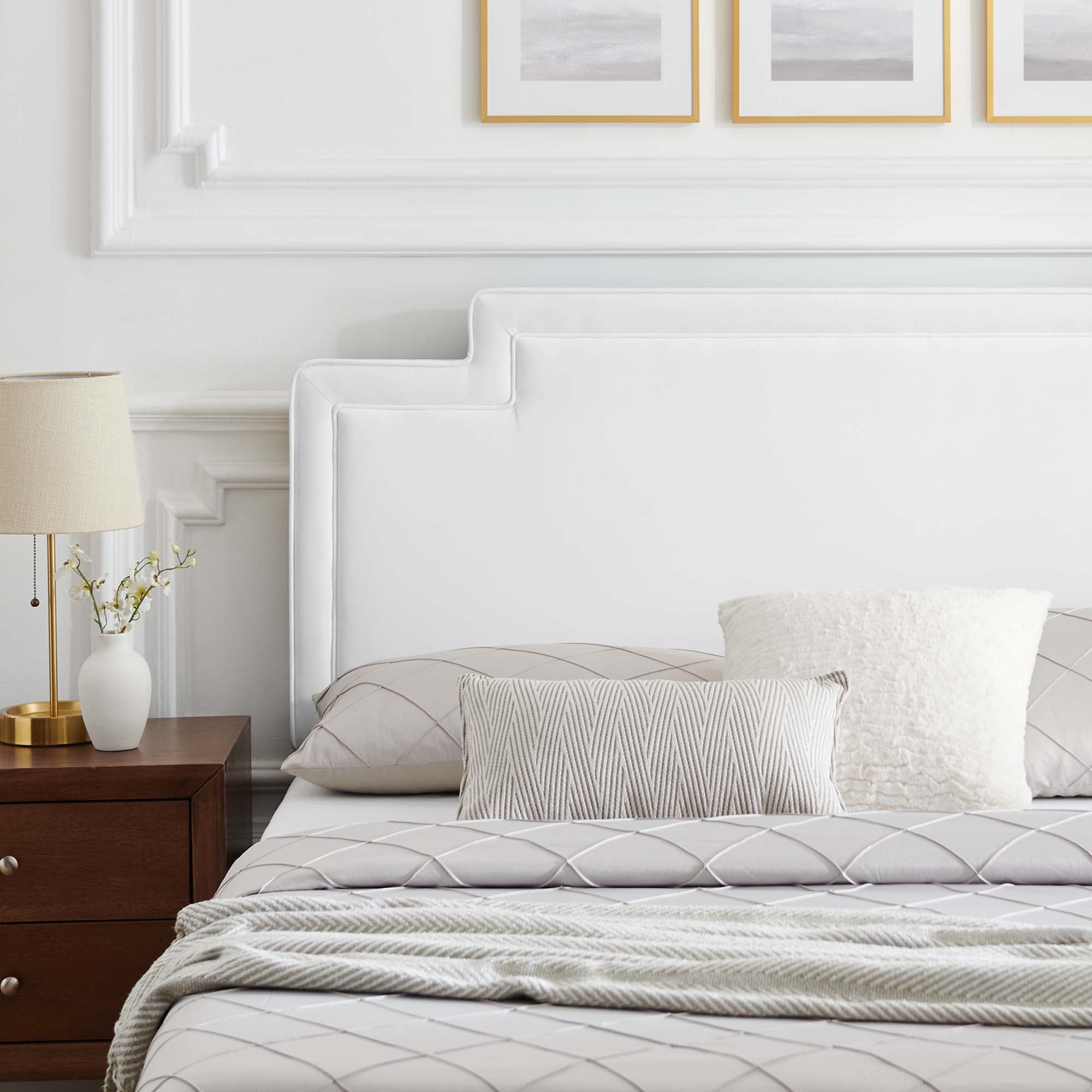 Liva Performance Velvet Bed With Wood and Gold Legs by Modway