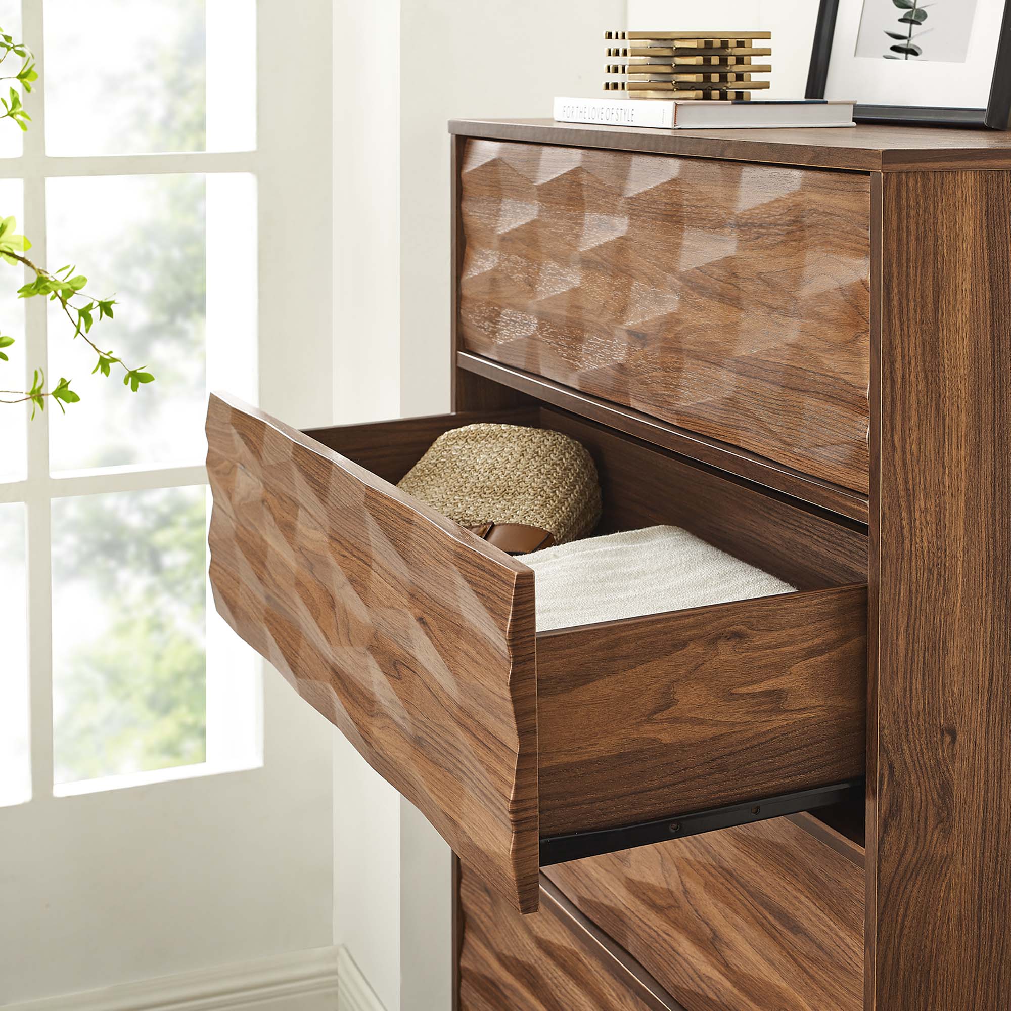 Vespera 5-Drawer Chest by Modway