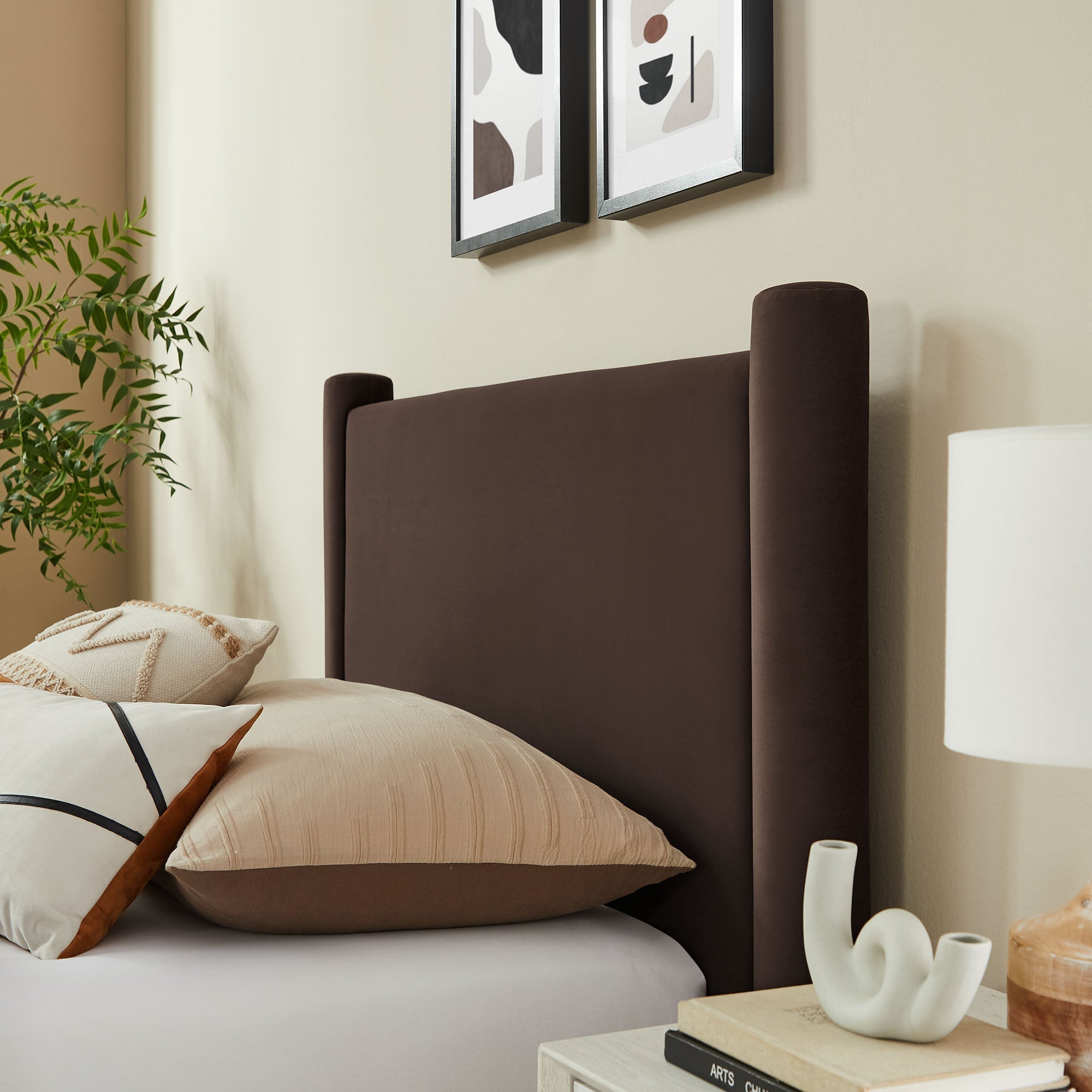 Rael Performance Velvet Platform Bed by Modway