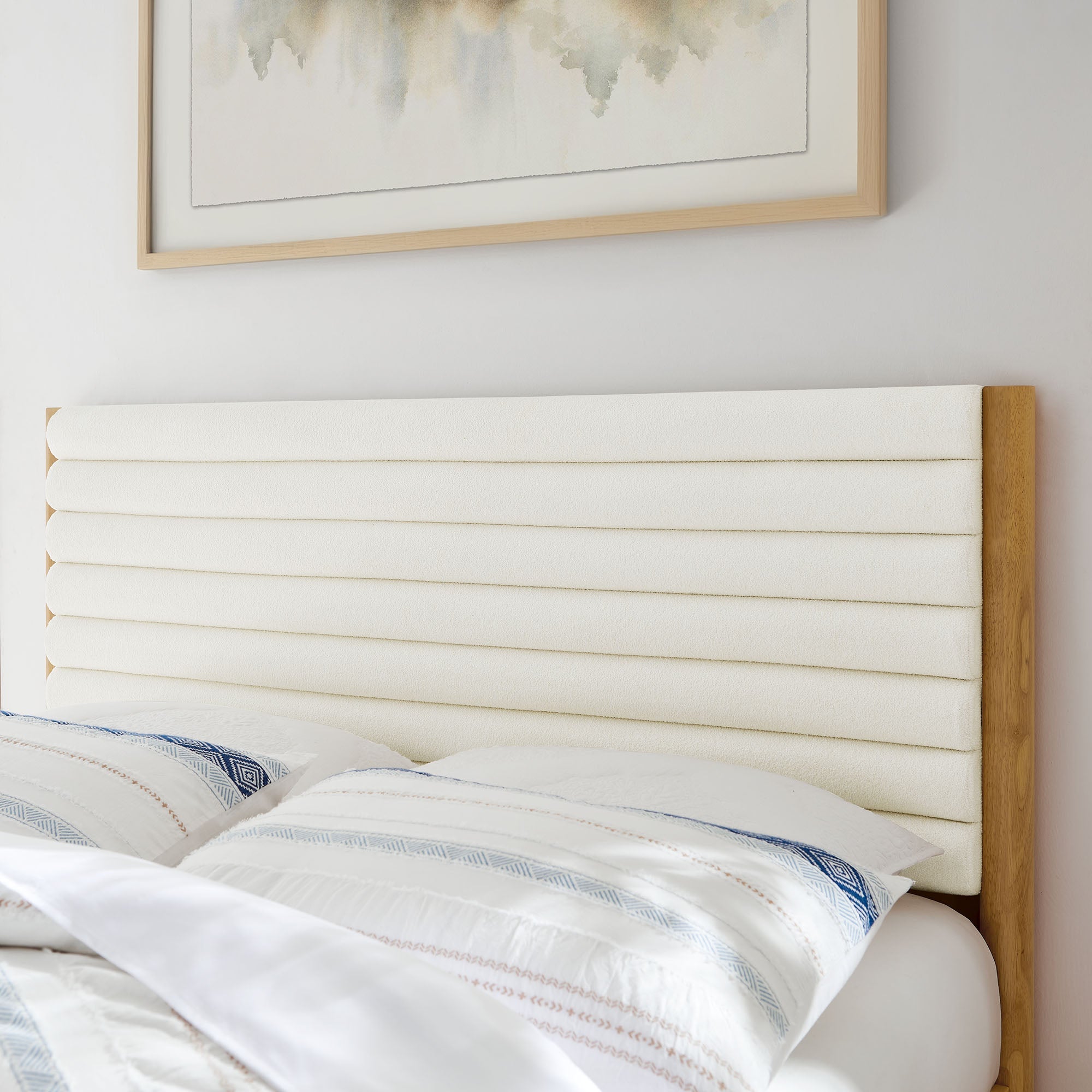 Olea Channel Tufted Boucle Solid Wood Platform Bed by Modway