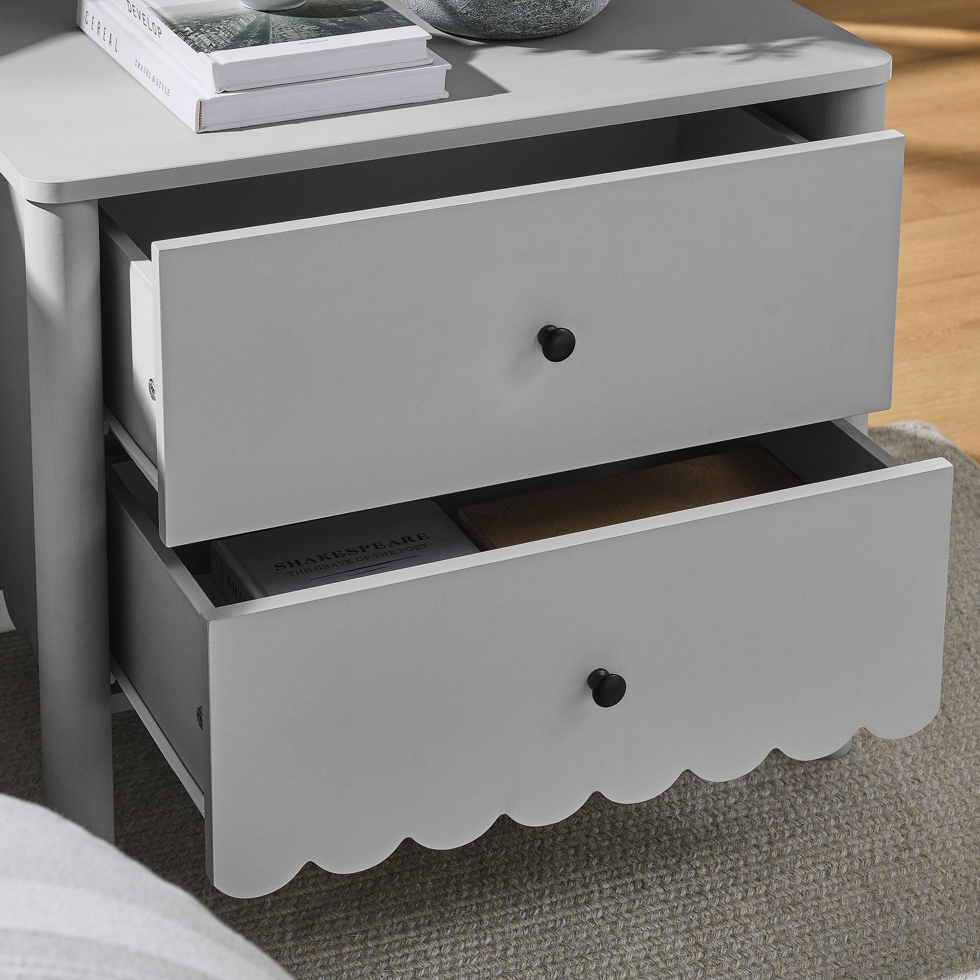 Emmeline Scalloped 2-Drawer Nightstand by Modway