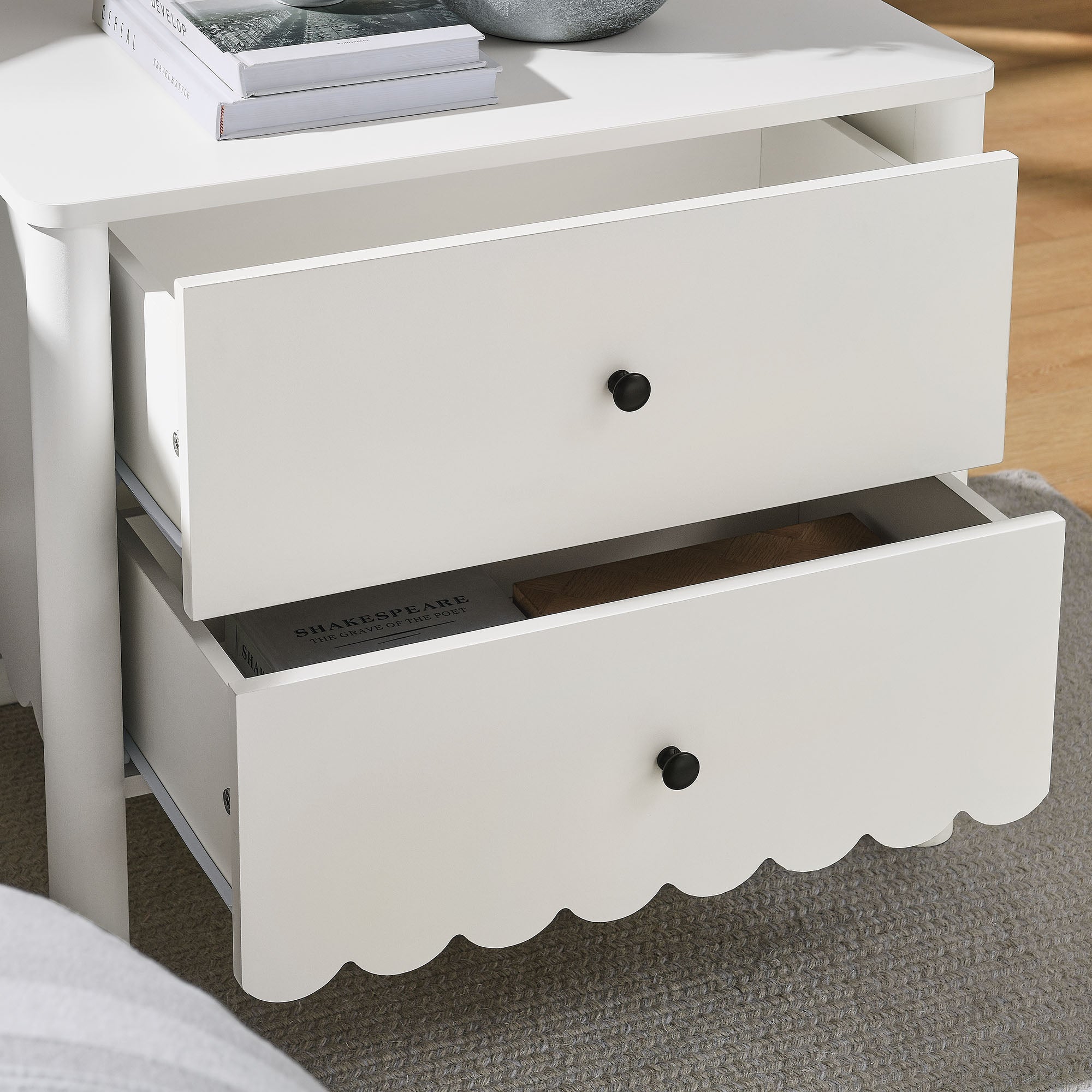 Emmeline Scalloped 2-Drawer Nightstand by Modway