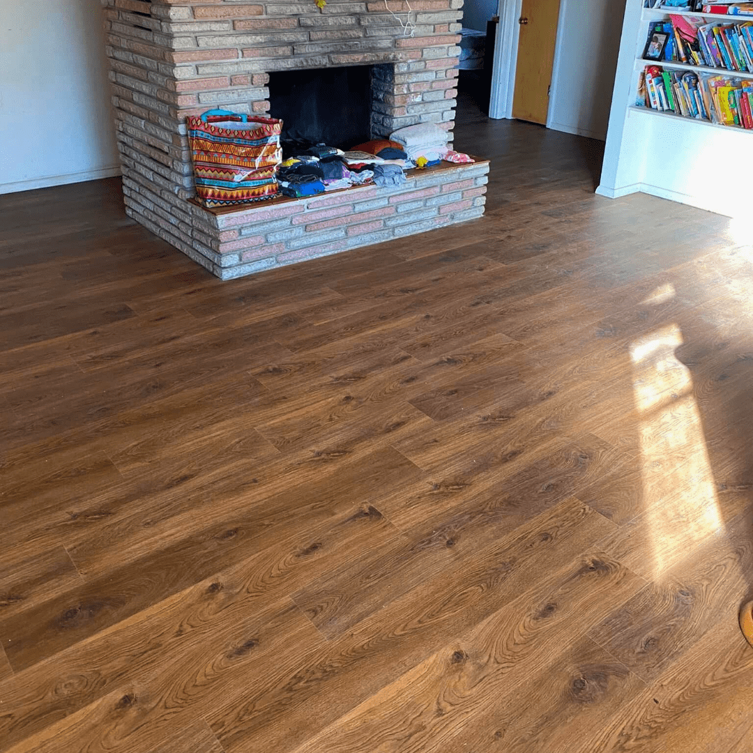7" x 48" x 5mm Thickness Medium Oak Click Lock Luxury Vinyl Plank, 20MIL (24SQ FT/ BOX)