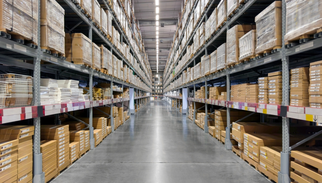 What is the Best Lighting for a Warehouse?