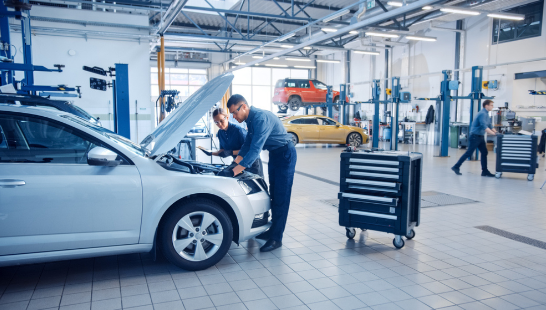 Can You Use High Bay Lights in a Garage?