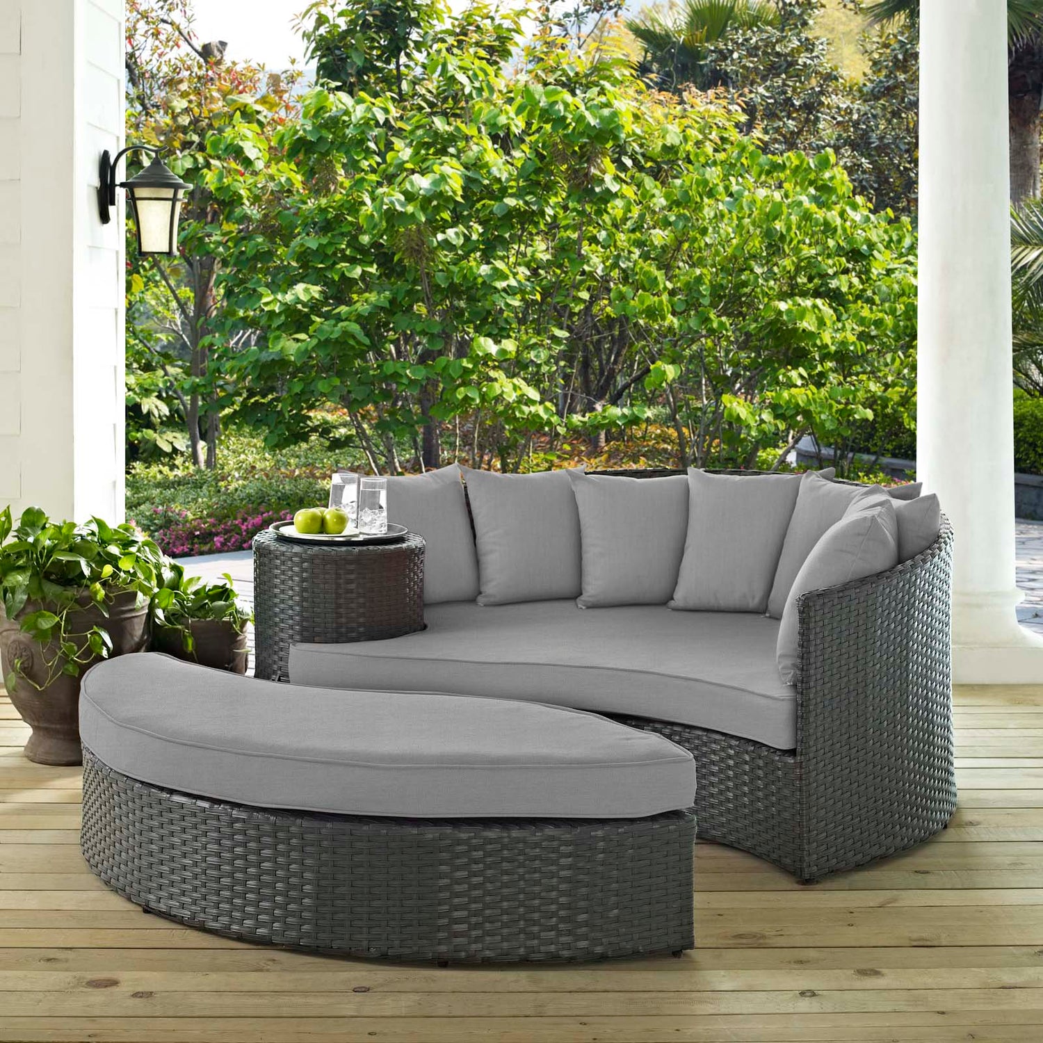 Sojourn Outdoor Patio Sunbrella¬Æ Daybed by Modway