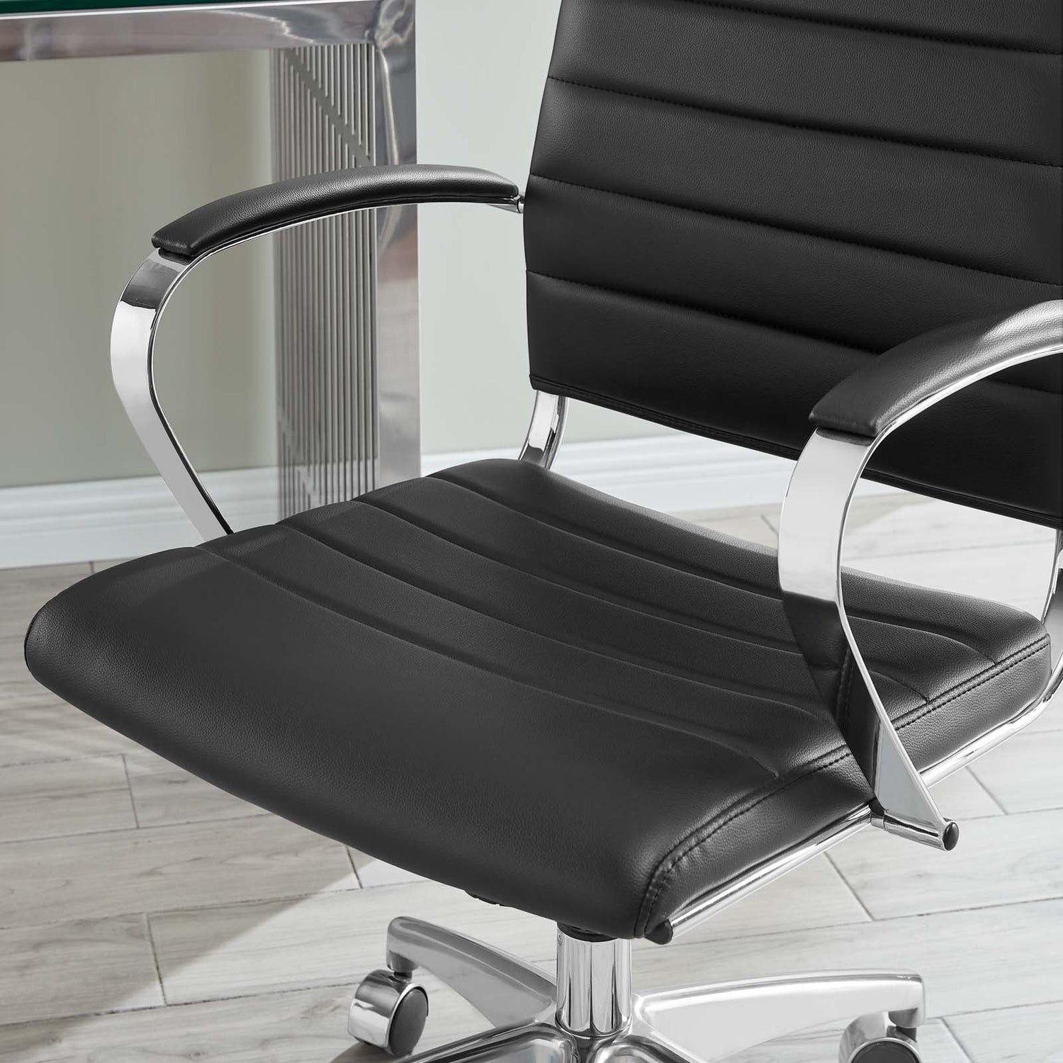 Jive Highback Office Chair By HouseBean