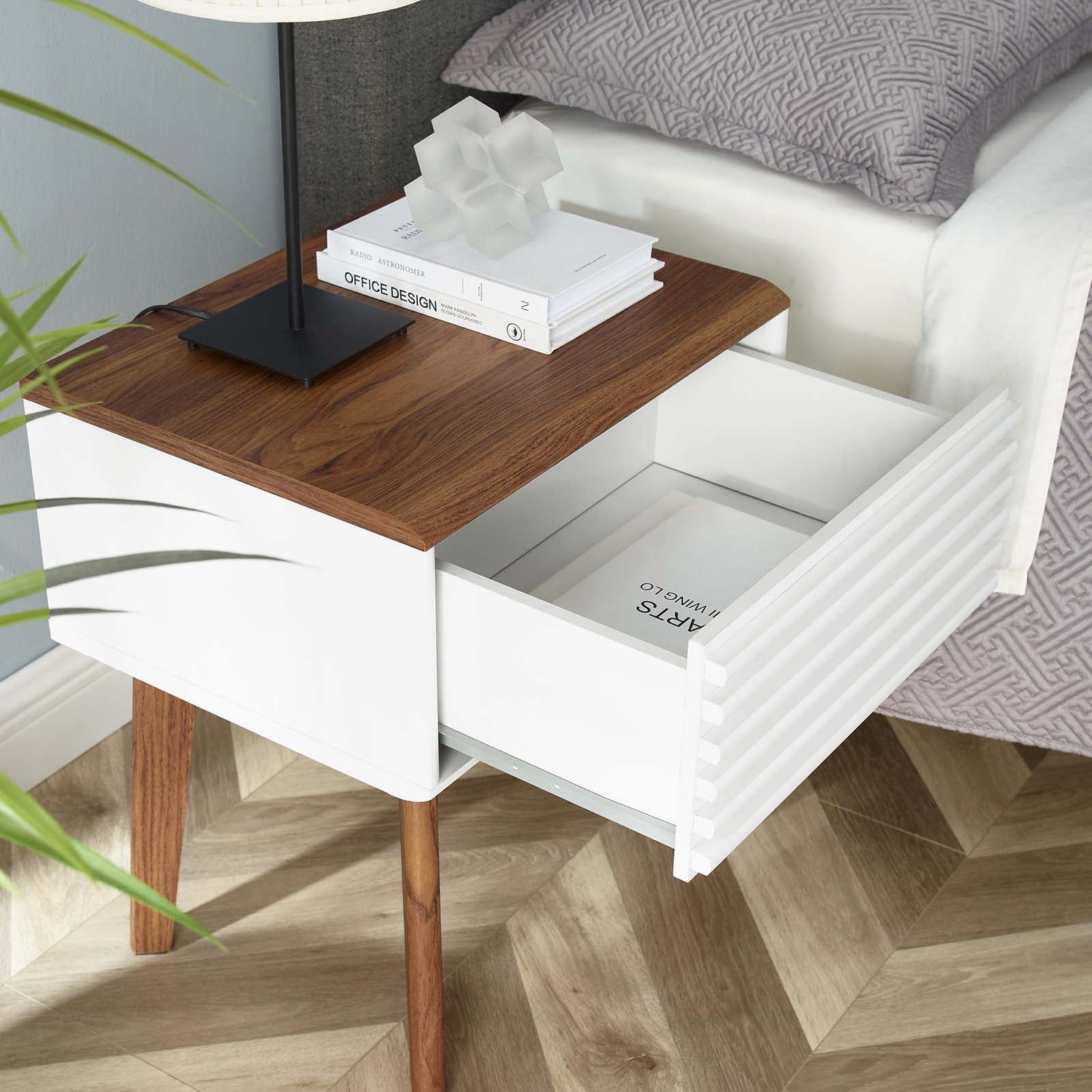 Render End Table By HouseBean