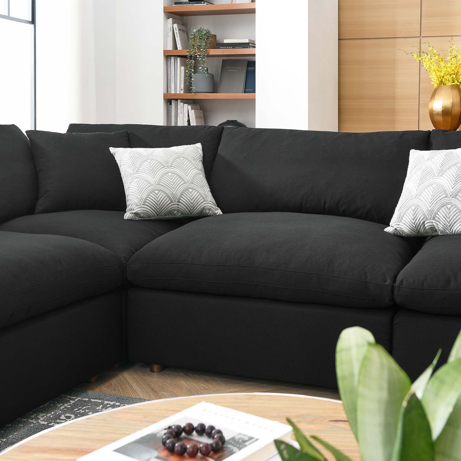 Commix U Shaped Sectional by Modway