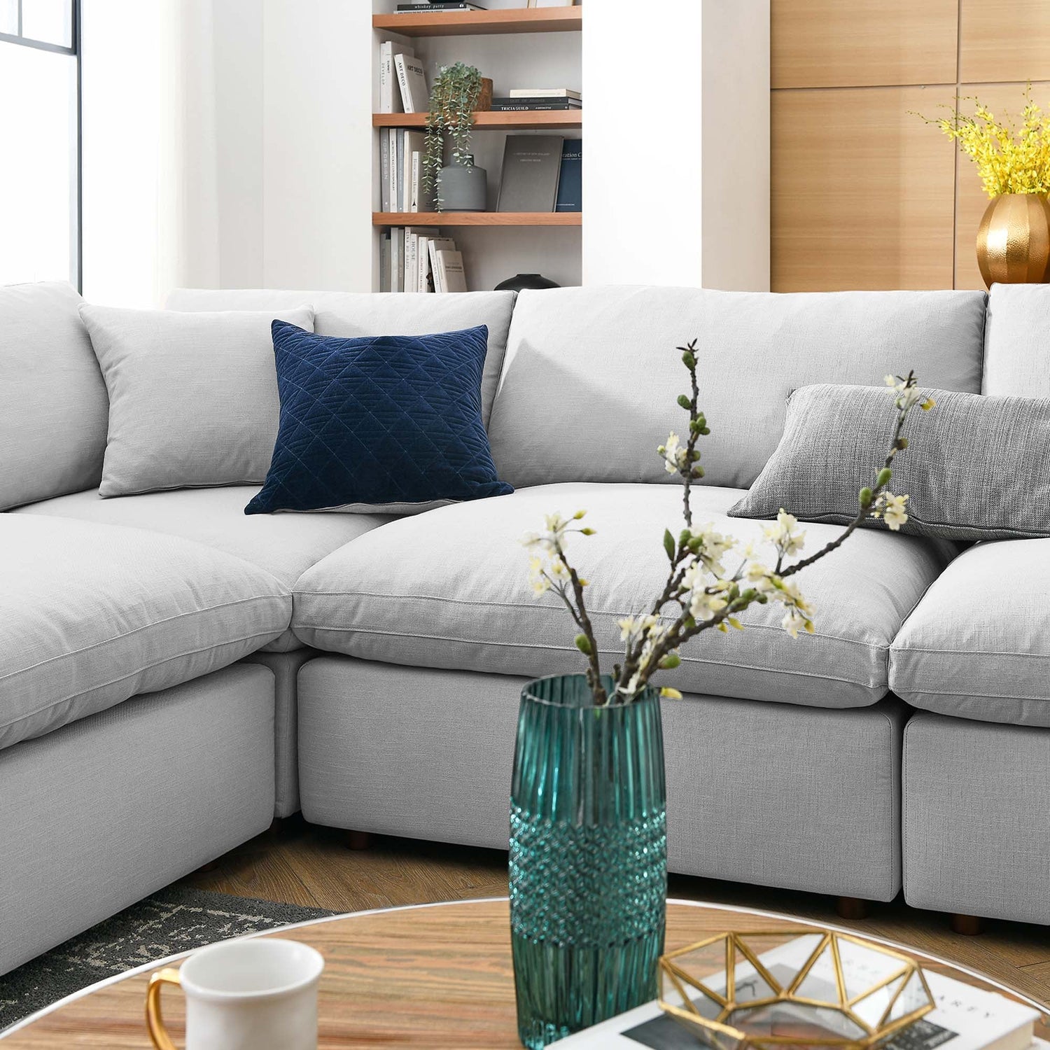 Commix U Shaped Sectional by Modway