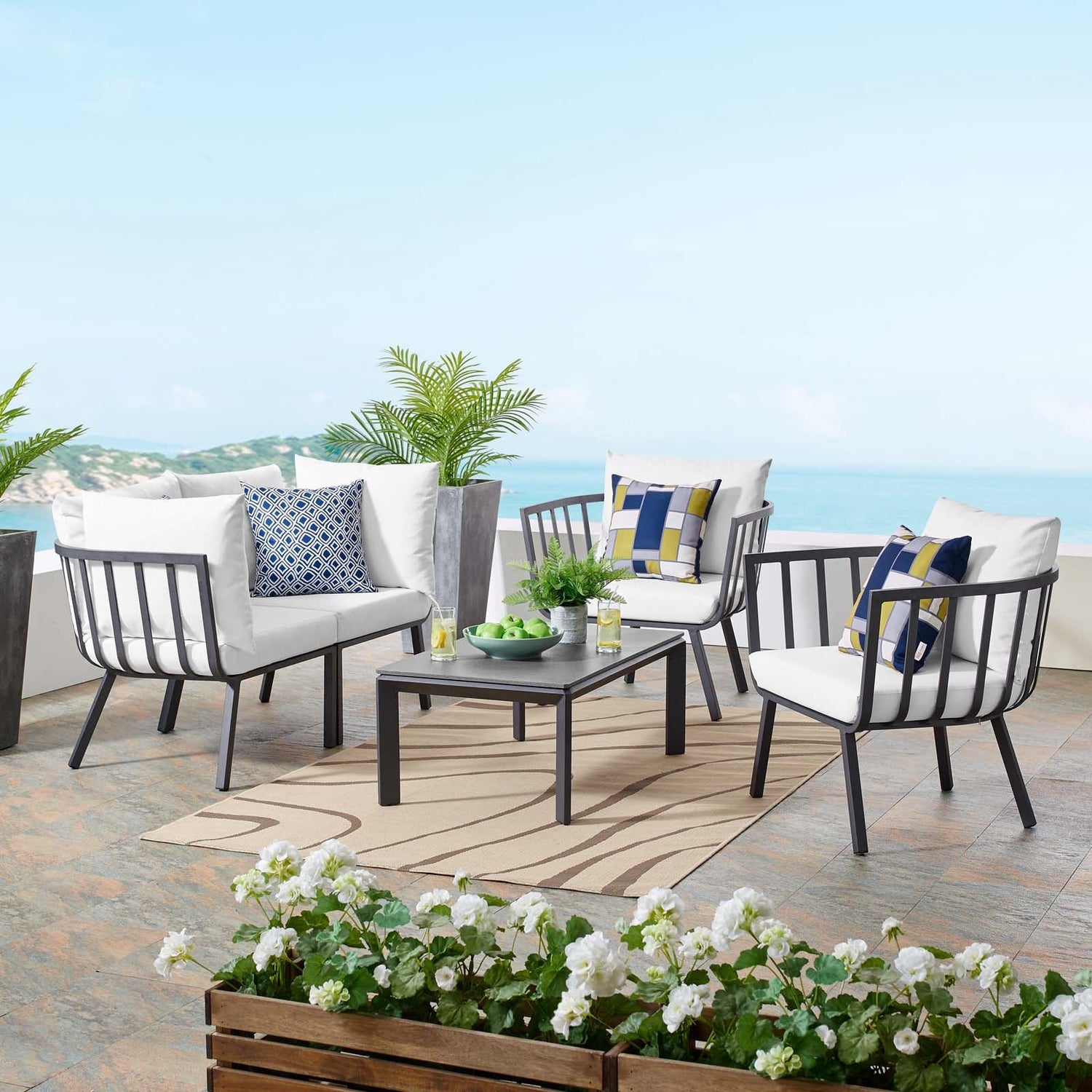 Riverside 5 Piece Outdoor Patio Aluminum Set By HouseBean