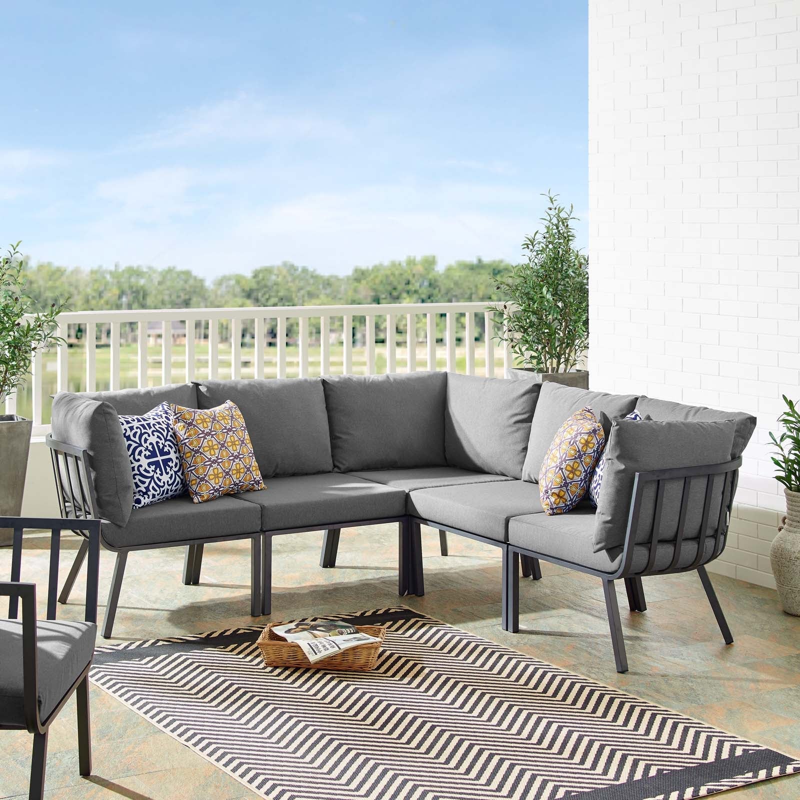 Riverside 5 Piece Outdoor Patio Aluminum Sectional By HouseBean