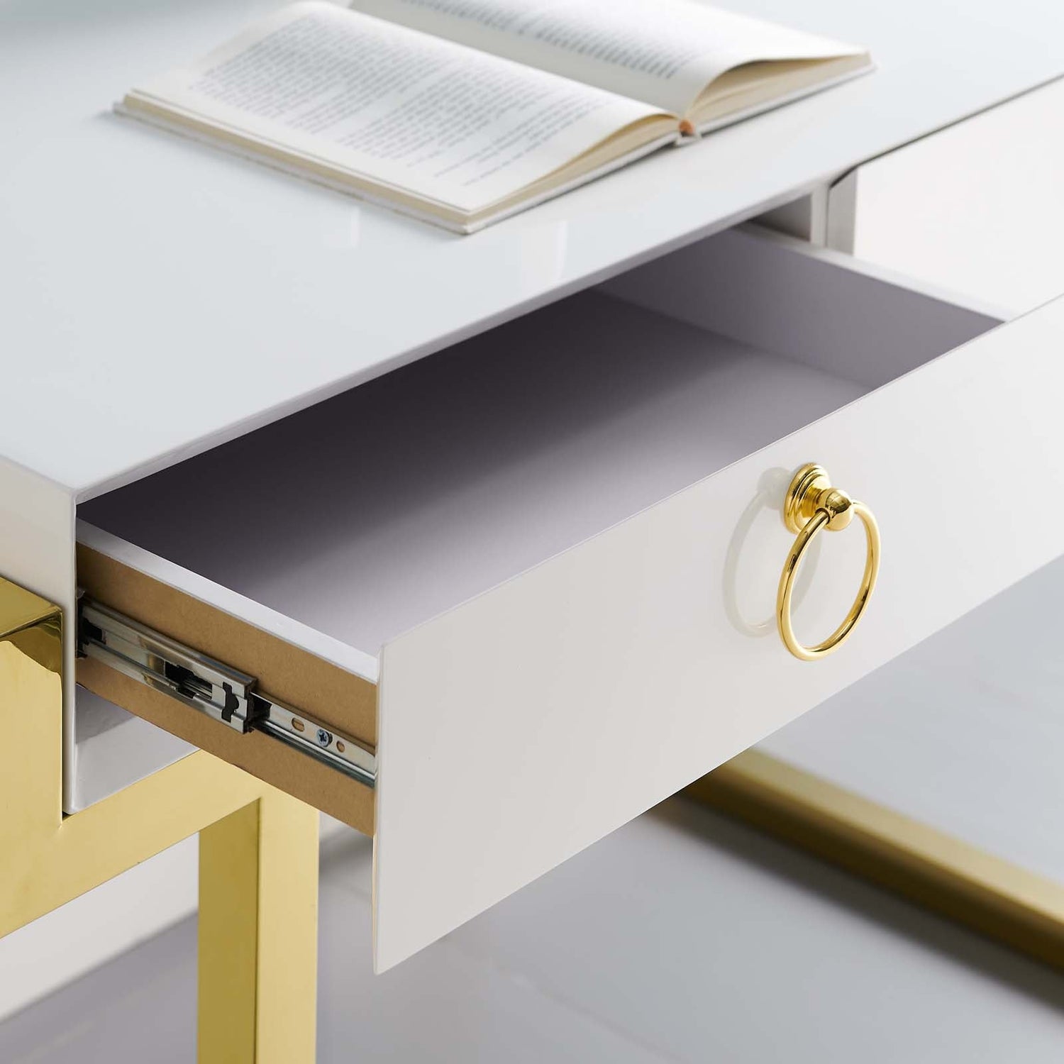 Ring Office Desk By HouseBean