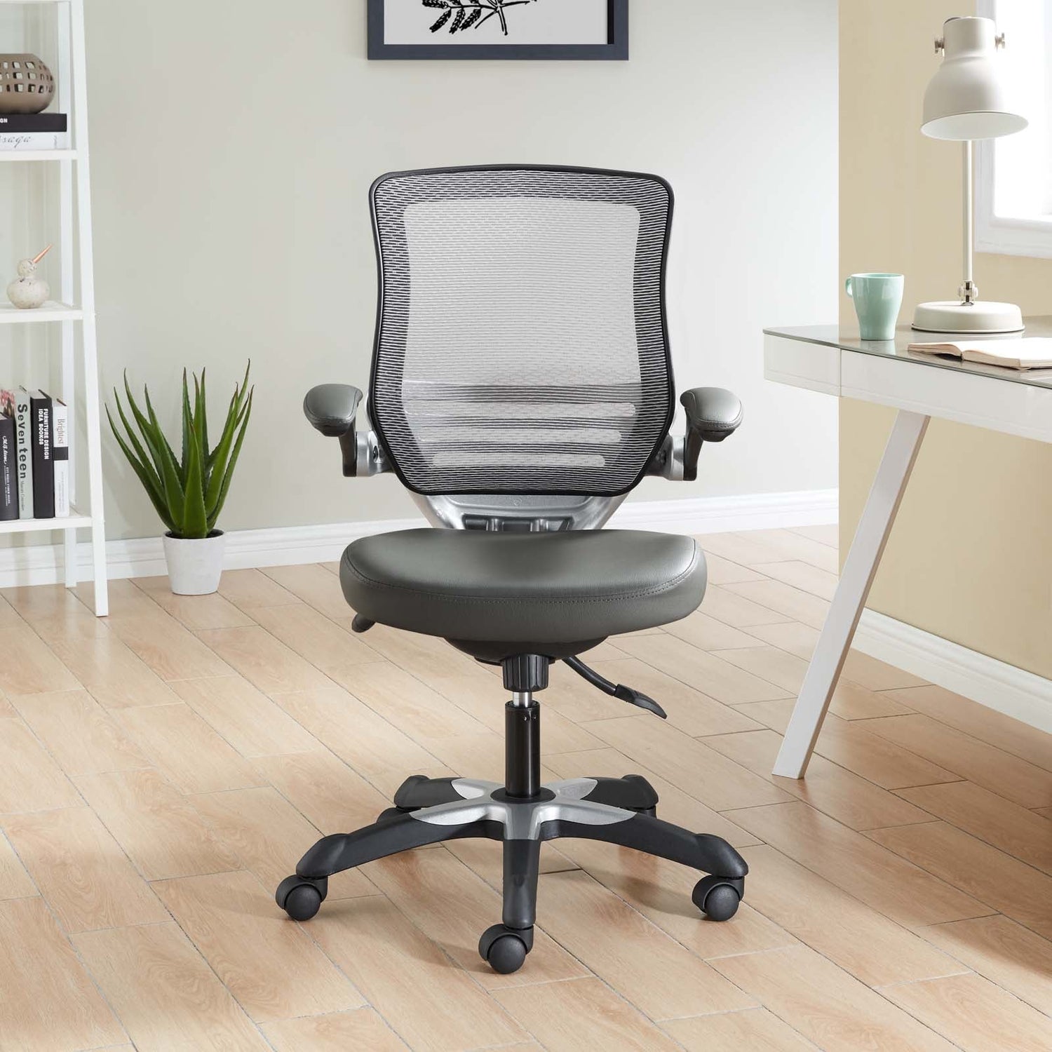 Edge Vinyl Office Chair By HouseBean