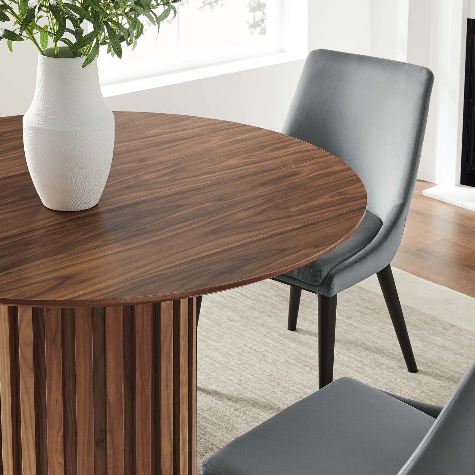 Senja 47&quot; Round Dining Table By HouseBean