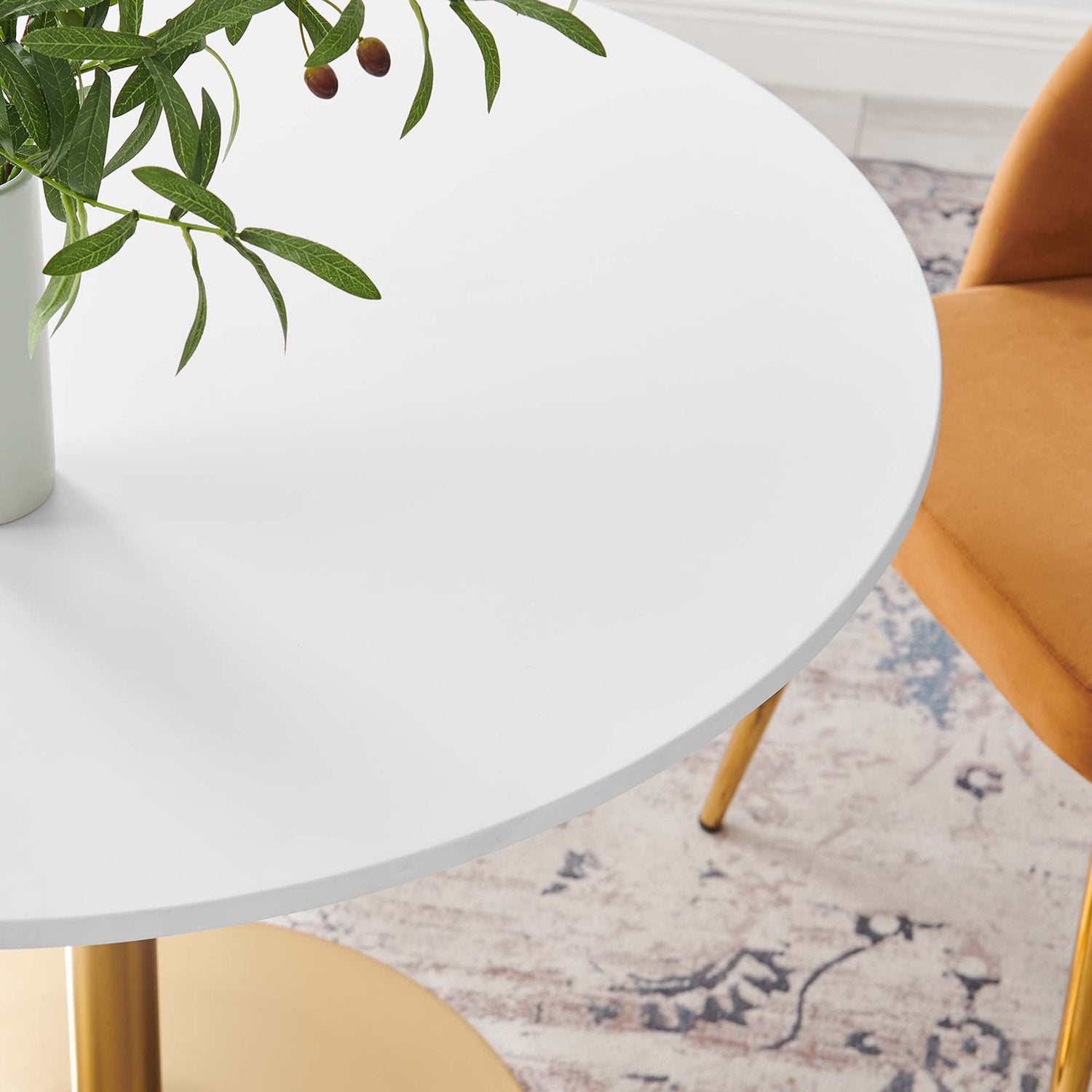 Pursuit 40&quot; Dining Table by Modway