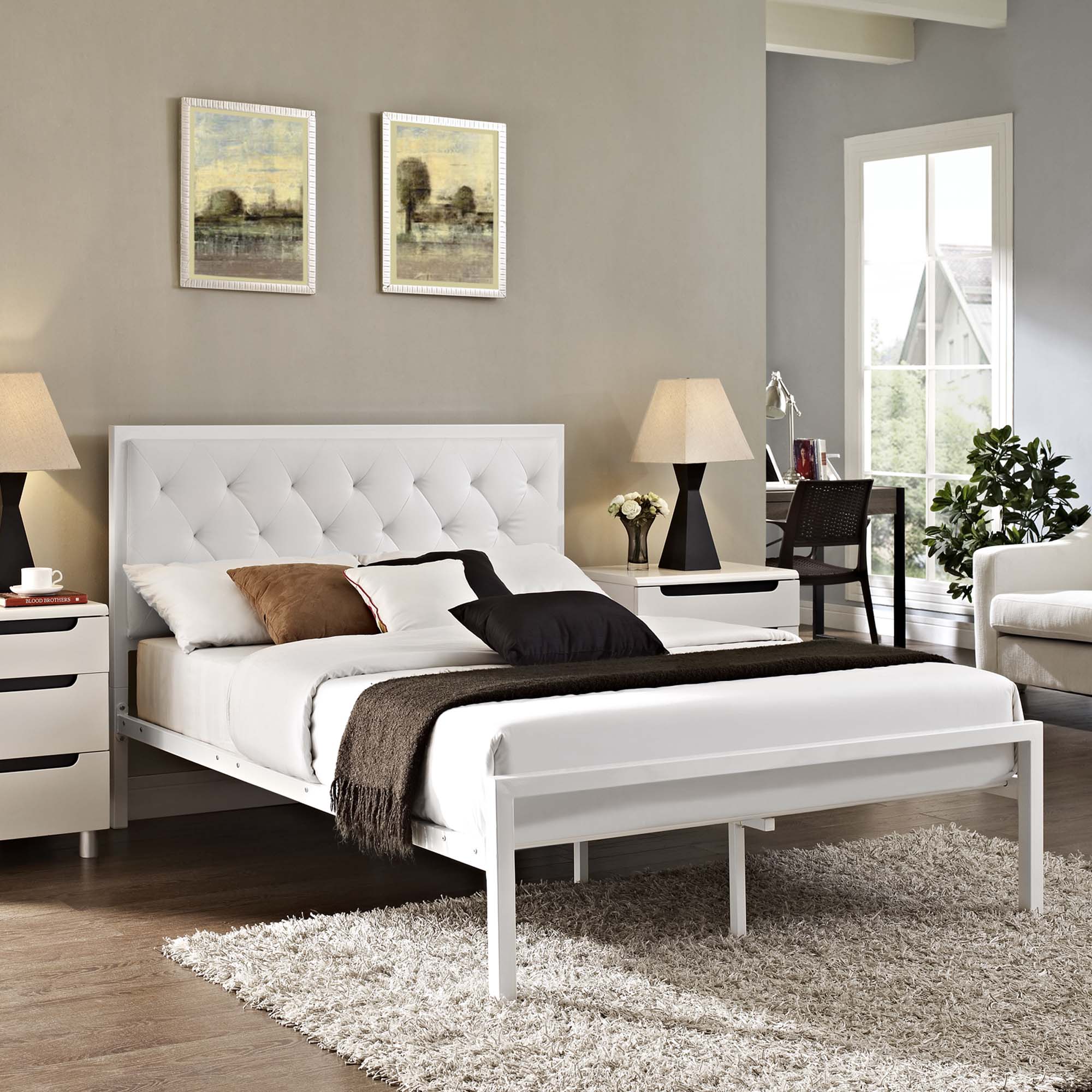Mia Vinyl Bed by Modway