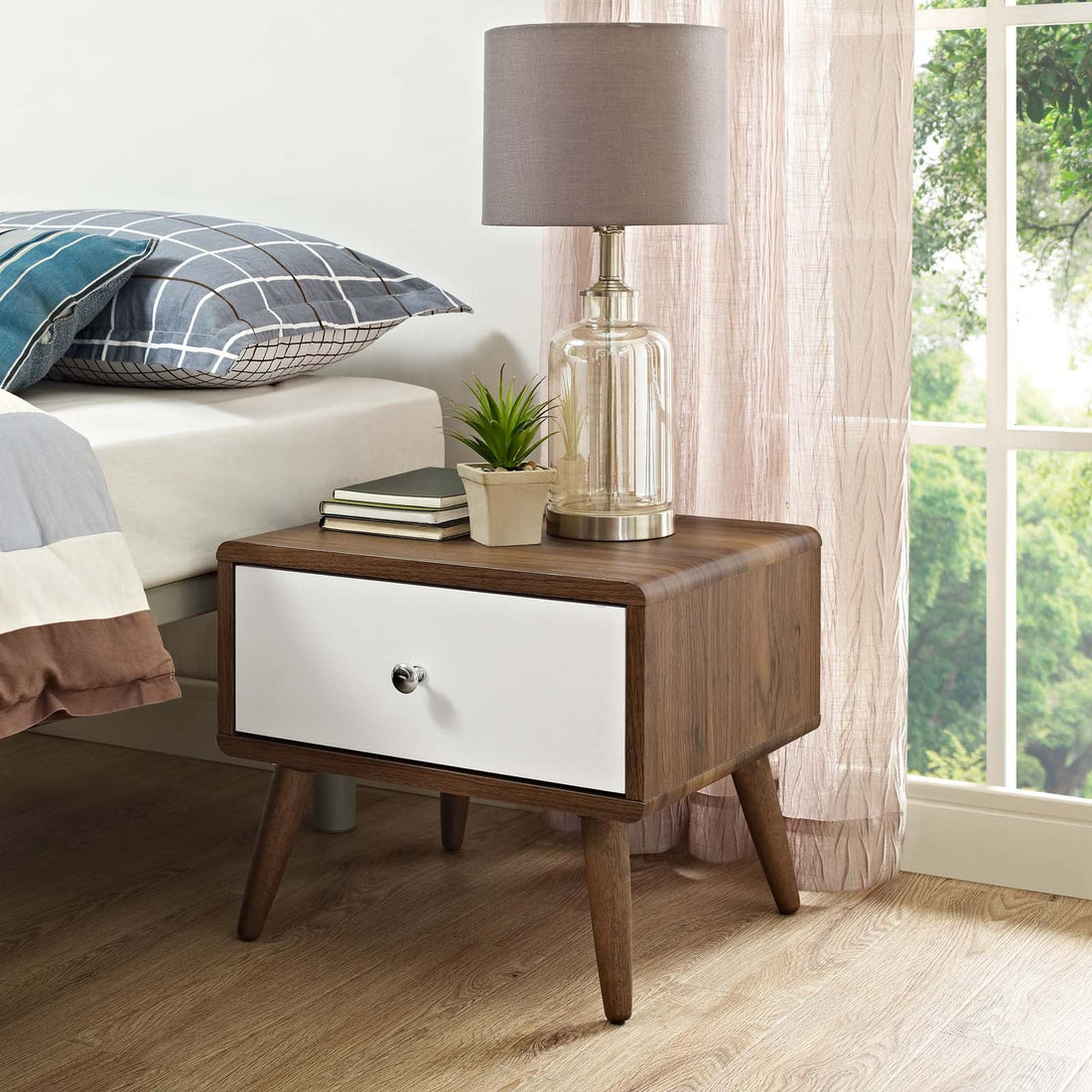 Transmit Nightstand By HouseBean