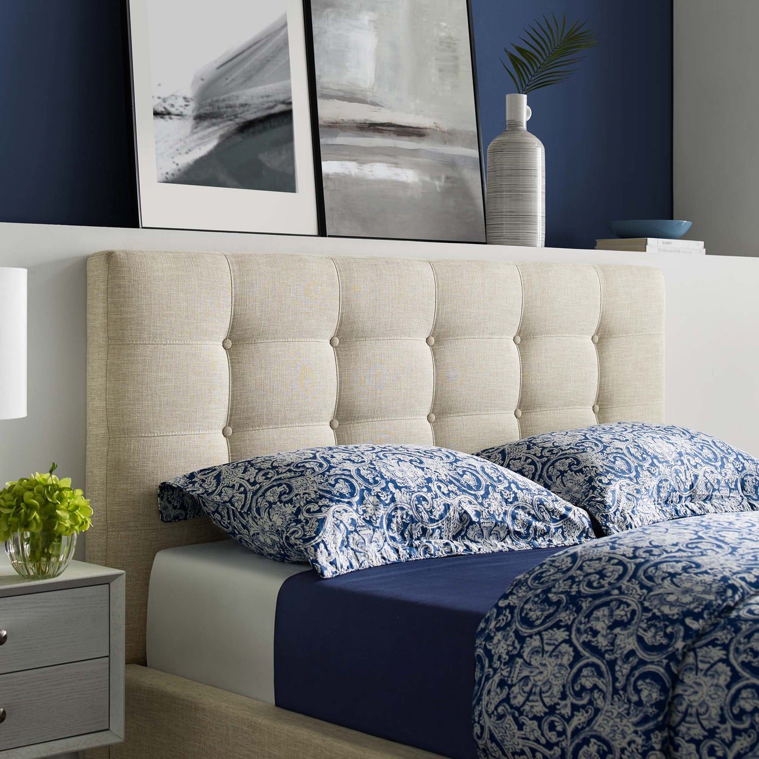 McKenzie Biscuit Tufted Upholstered Fabric Platform Bed by Modway