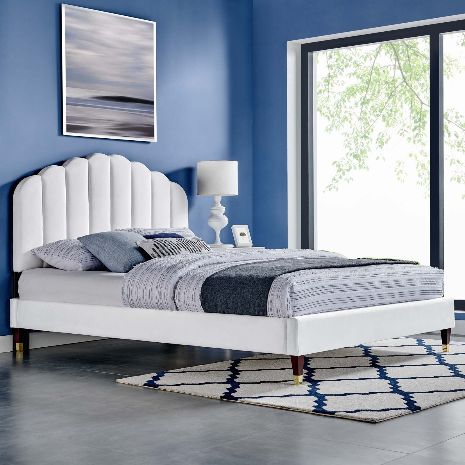 Daisy Performance Velvet Platform Bed by Modway