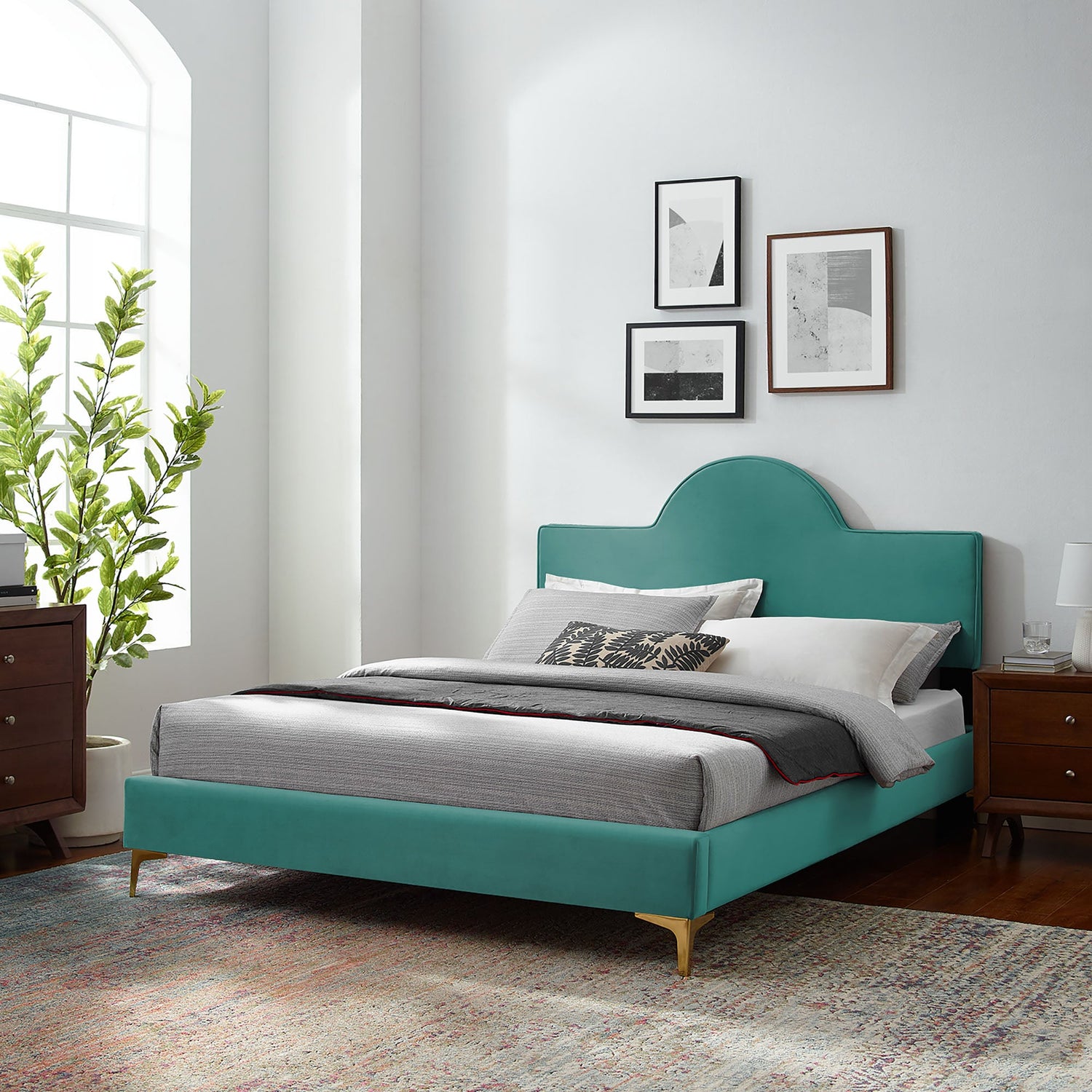 Sunny Performance Velvet Bed by Modway