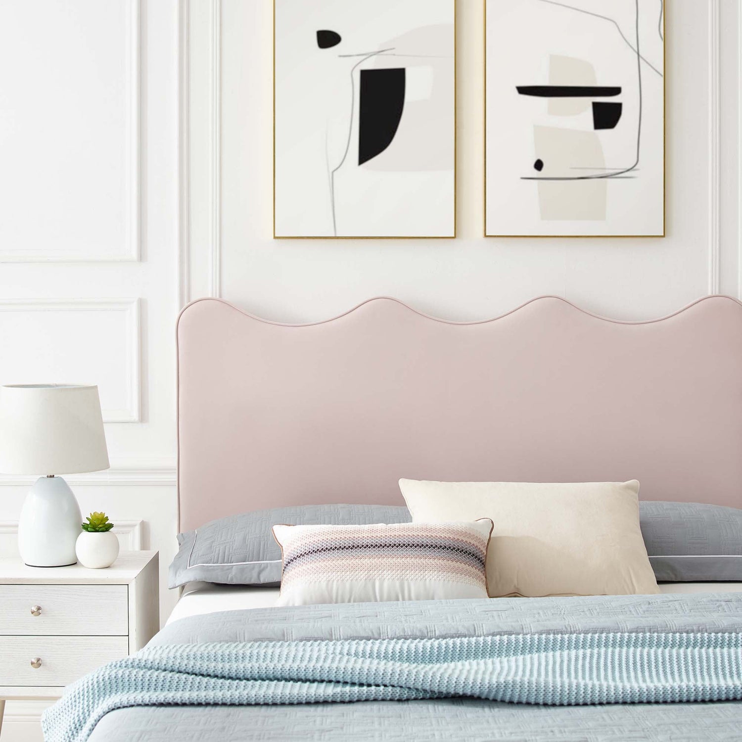 Current Performance Velvet Platform Bed With Gold Metal Legs by Modway
