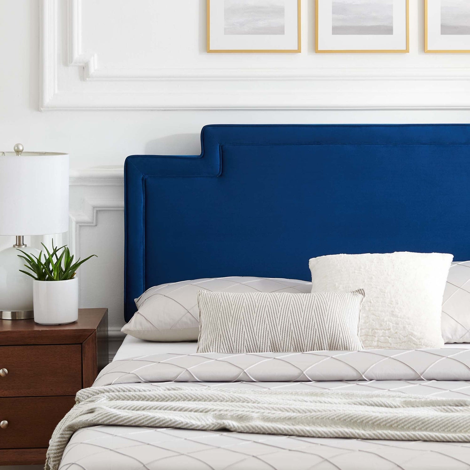 Liva Performance Velvet Bed With Wood and Gold Legs by Modway