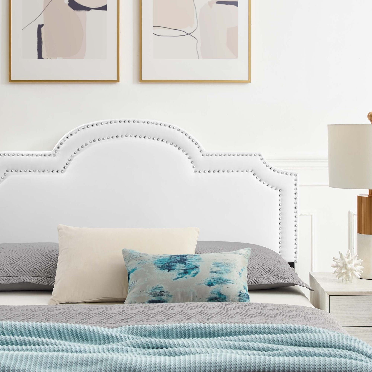 Aviana Performance Velvet Bed With Gold Legs by Modway