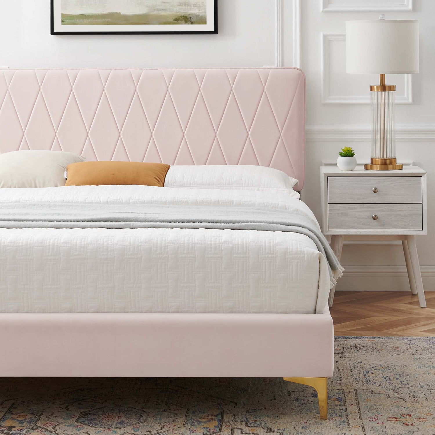 Phillipa Performance Velvet Platform Bed With Gold Metal Legs by Modway