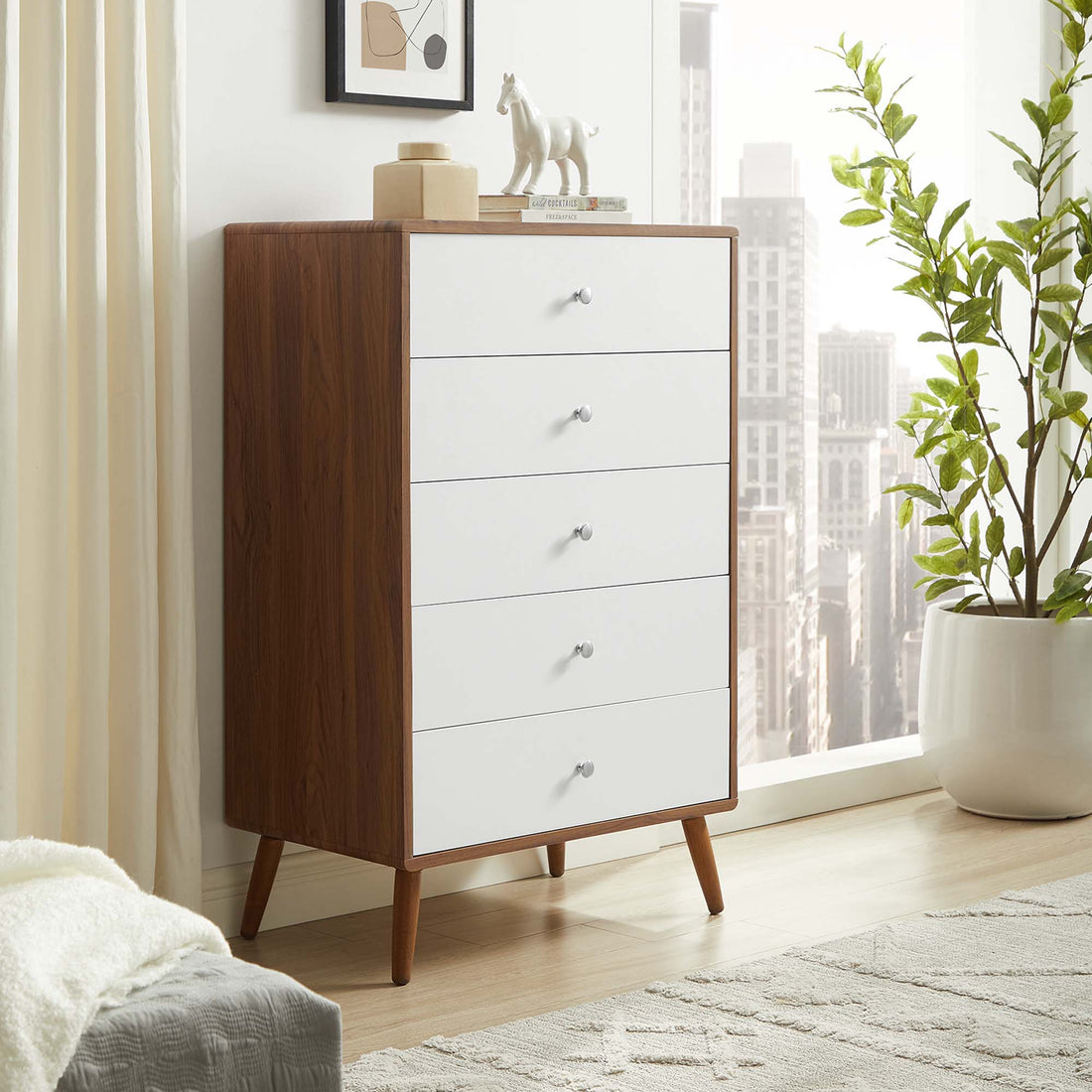 Transmit 5-Drawer Chest By HouseBean