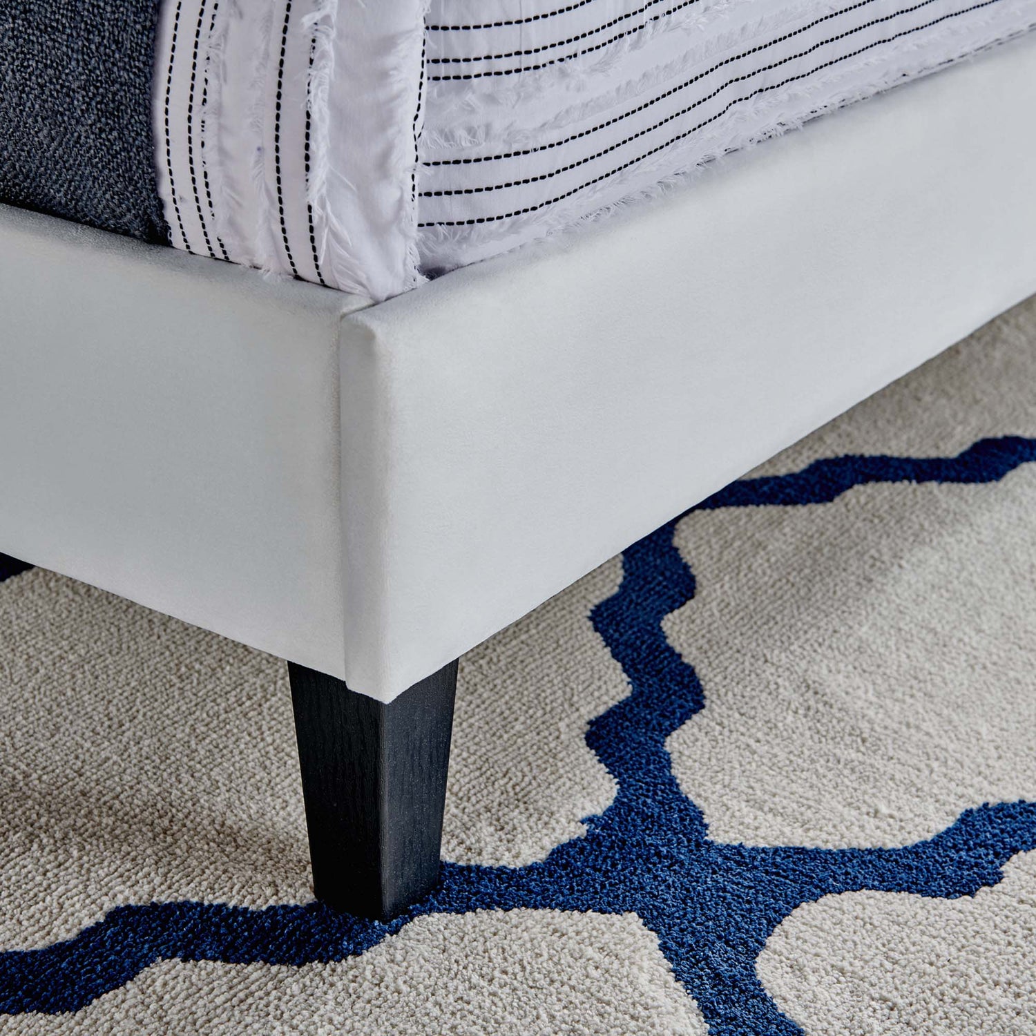 Roxanne Performance Velvet Platform Bed With Black Wood Legs by Modway