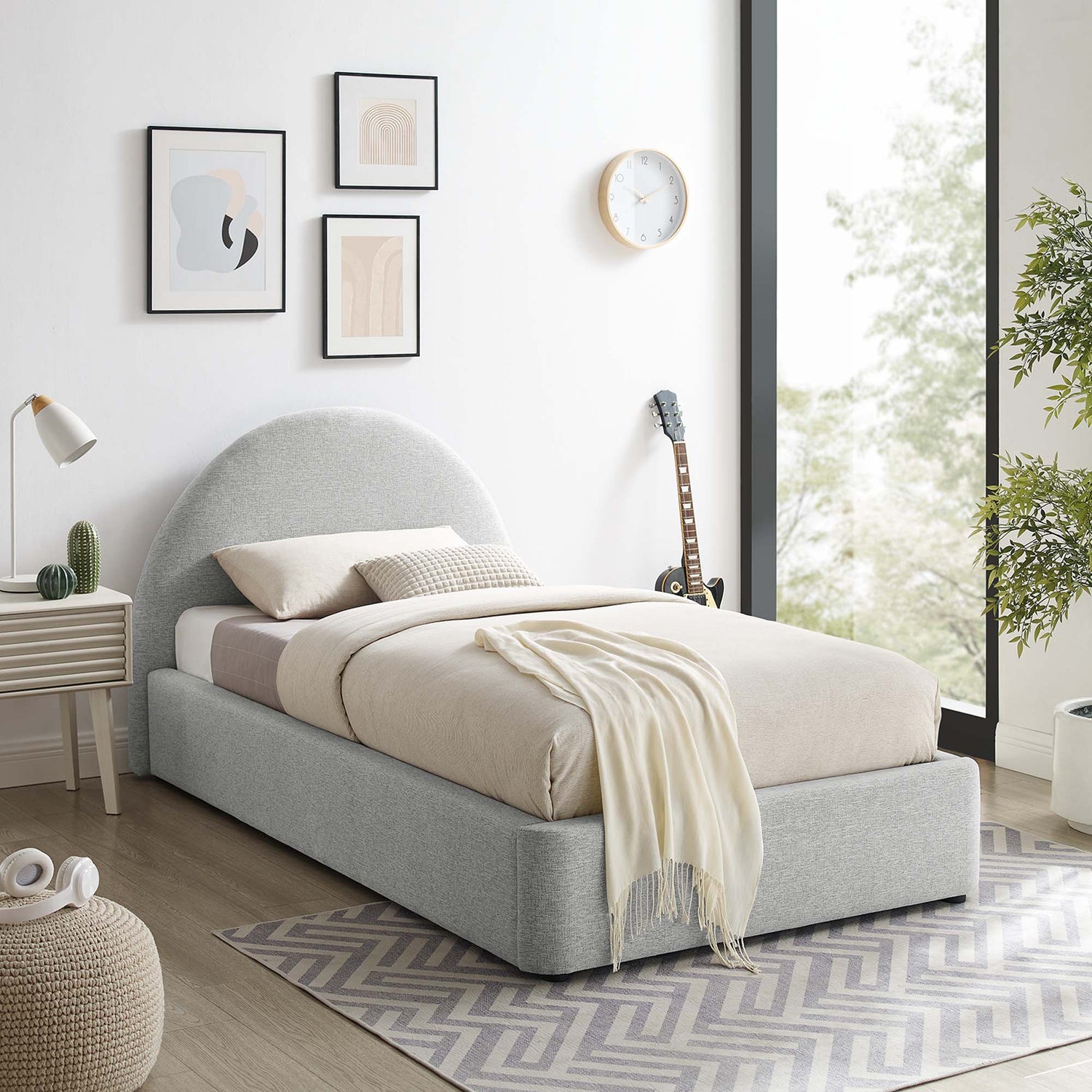Resort Upholstered Fabric Arched Round Platform Bed by Modway