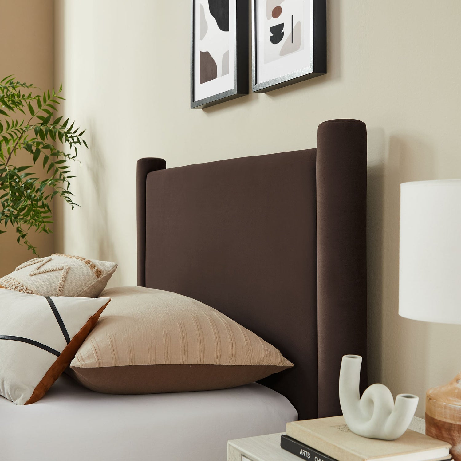 Rael Performance Velvet Platform Bed by Modway