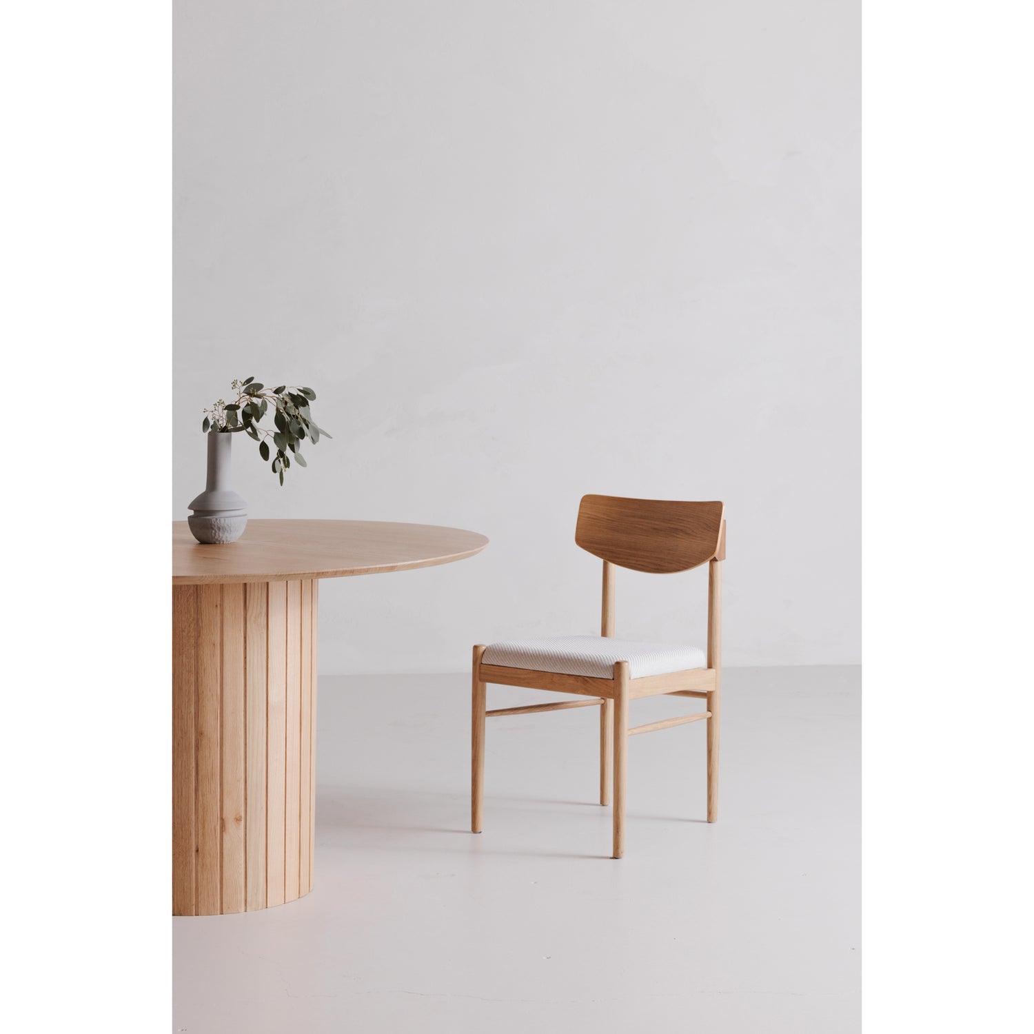 Dey Dining Chair Dining Chairs, Natural / Solid White Ash
Legs