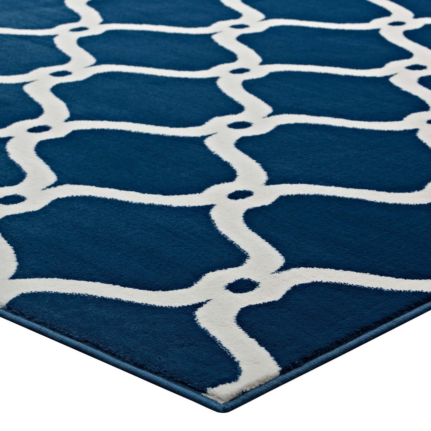 Beltara Chain Link Transitional Trellis Area Rug by Modway