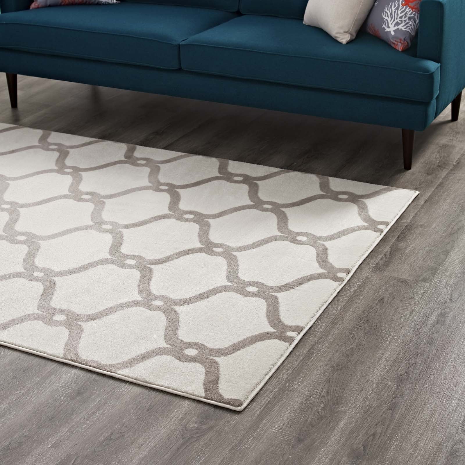 Beltara Chain Link Transitional Trellis Area Rug by Modway