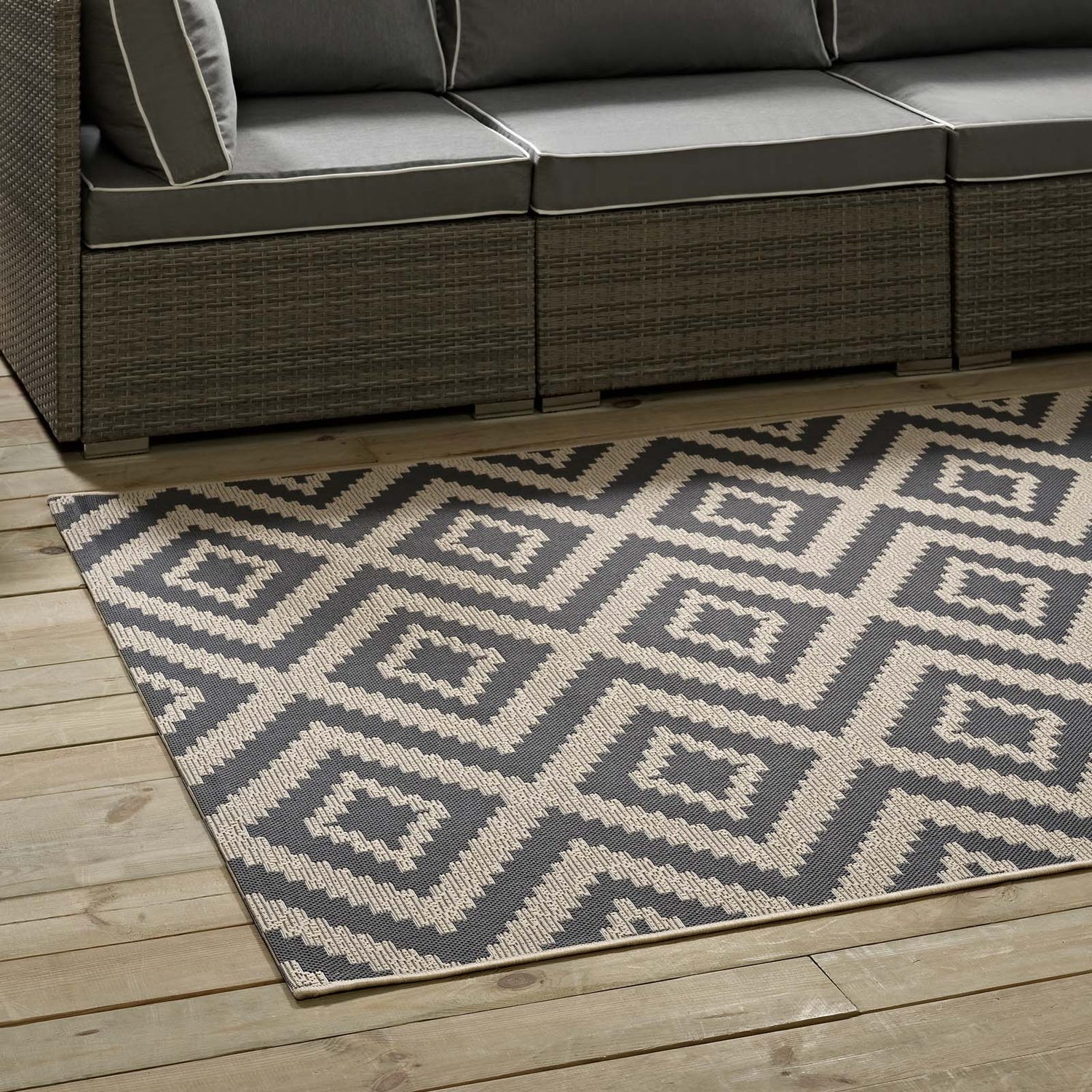 Jagged Geometric Diamond Trellis Indoor and Outdoor Area Rug by Modway