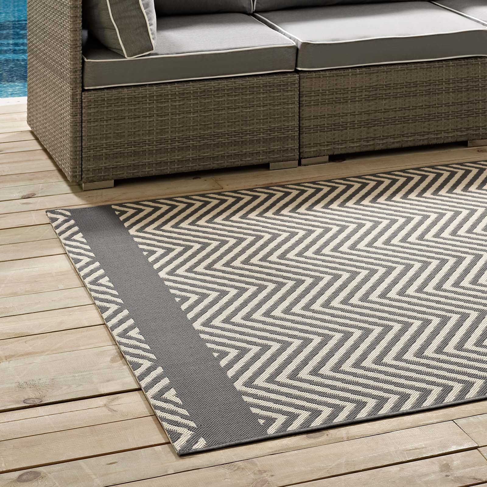 Optica Chevron With End Borders Indoor and Outdoor Area Rug by Modway