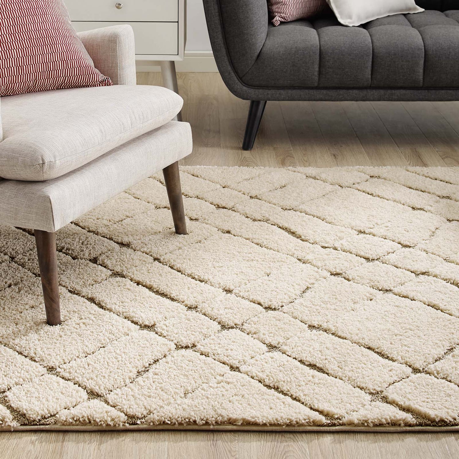 Jubilant Verona Abstract Geometric Shag Area Rug by Modway
