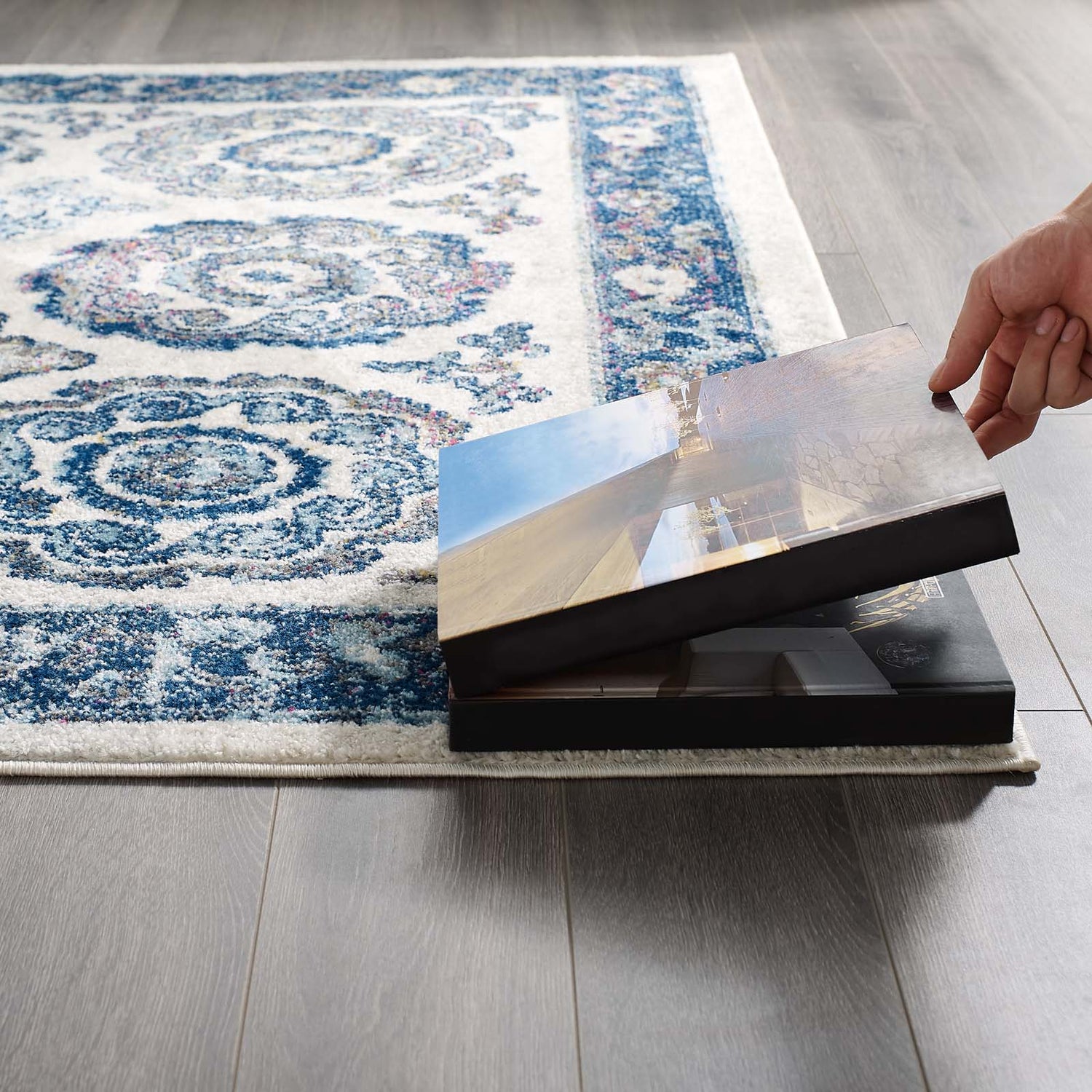 Entourage Odile Distressed Floral Moroccan Trellis Area Rug by Modway